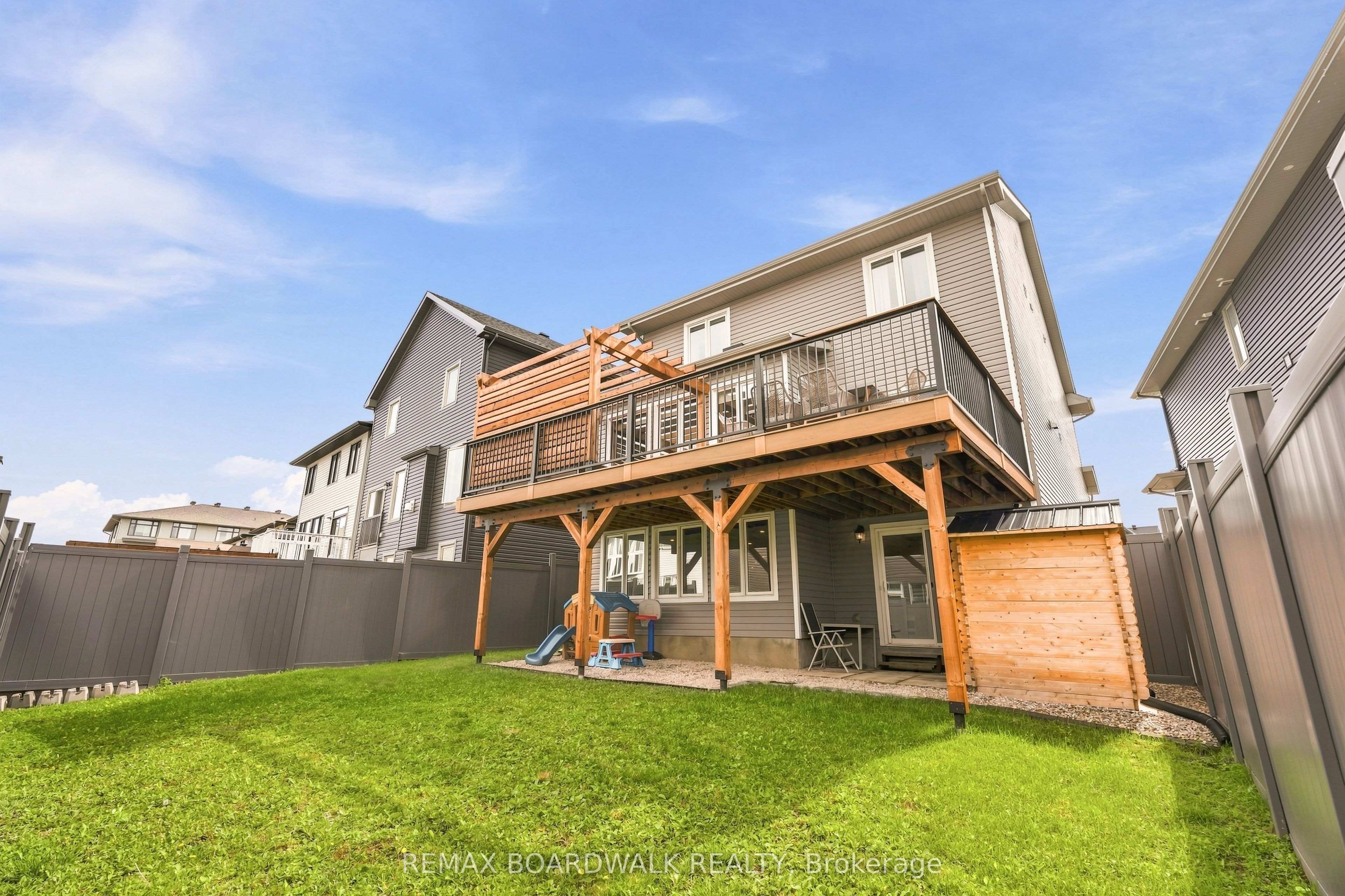 210 Pingwi Place Property Photo 47