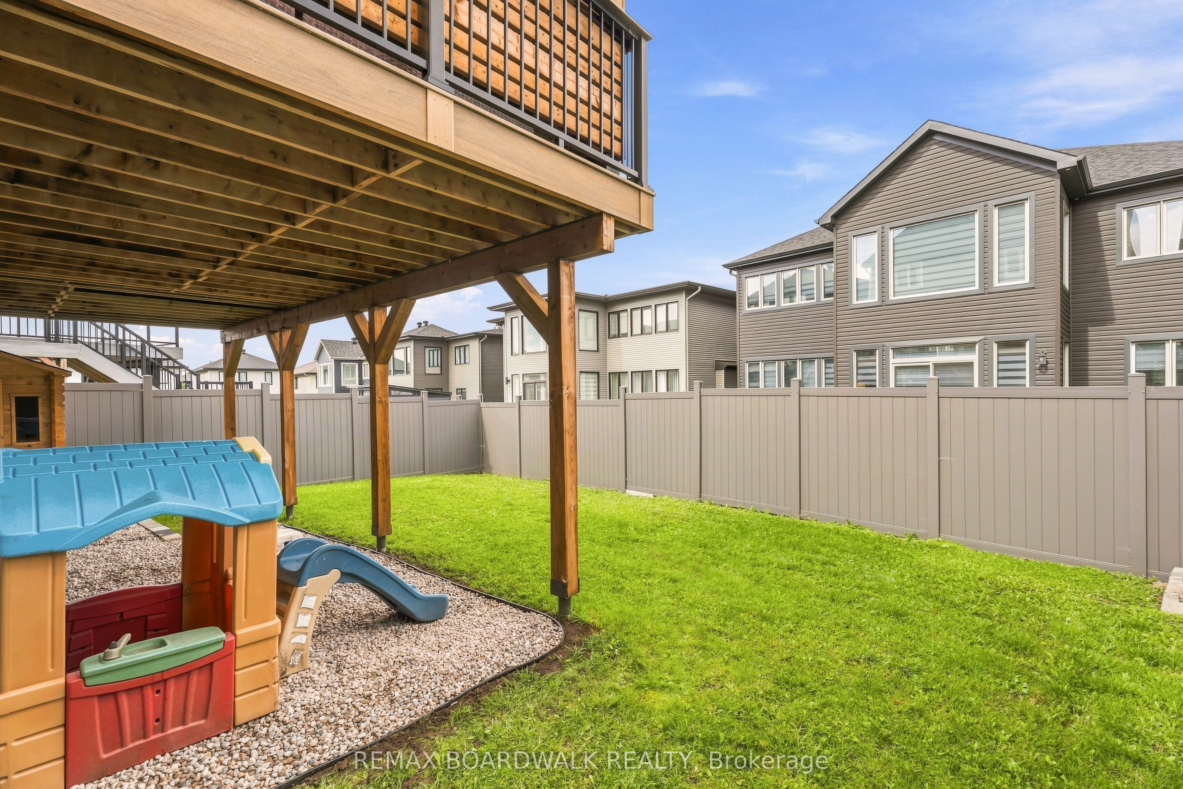 210 Pingwi Place Property Photo 48