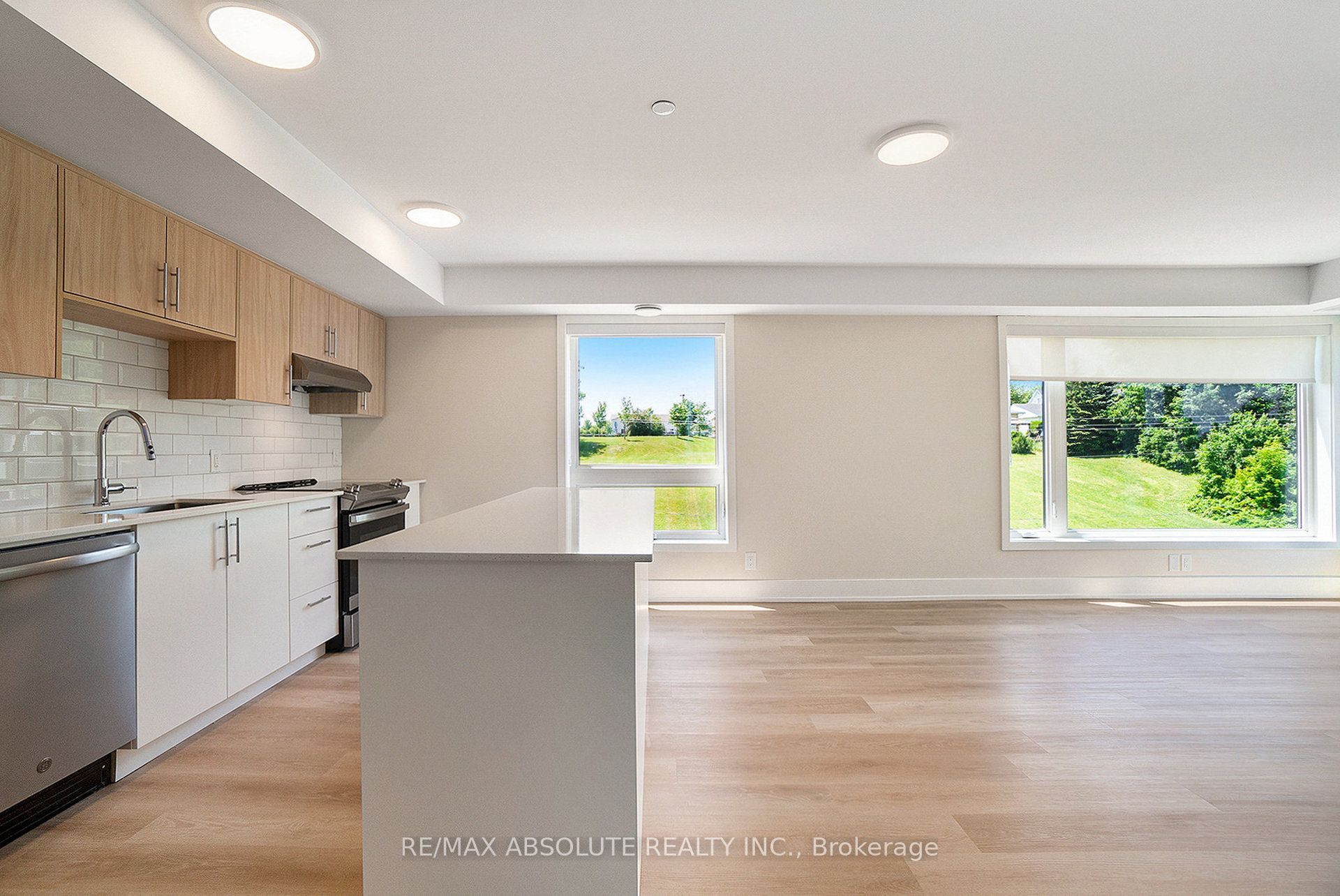 12b Thomas Street S 402 Property Photo 12