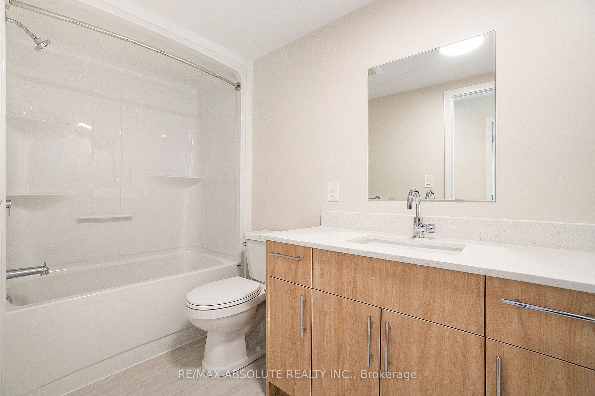 12b Thomas Street S 402 Property Photo 14