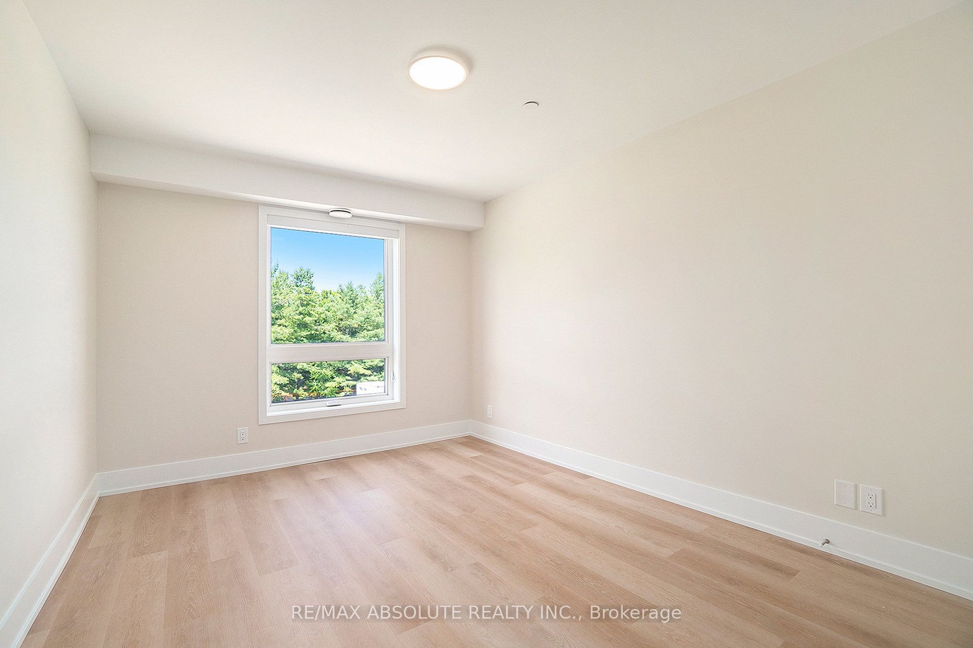 12b Thomas Street S 402 Property Photo 15