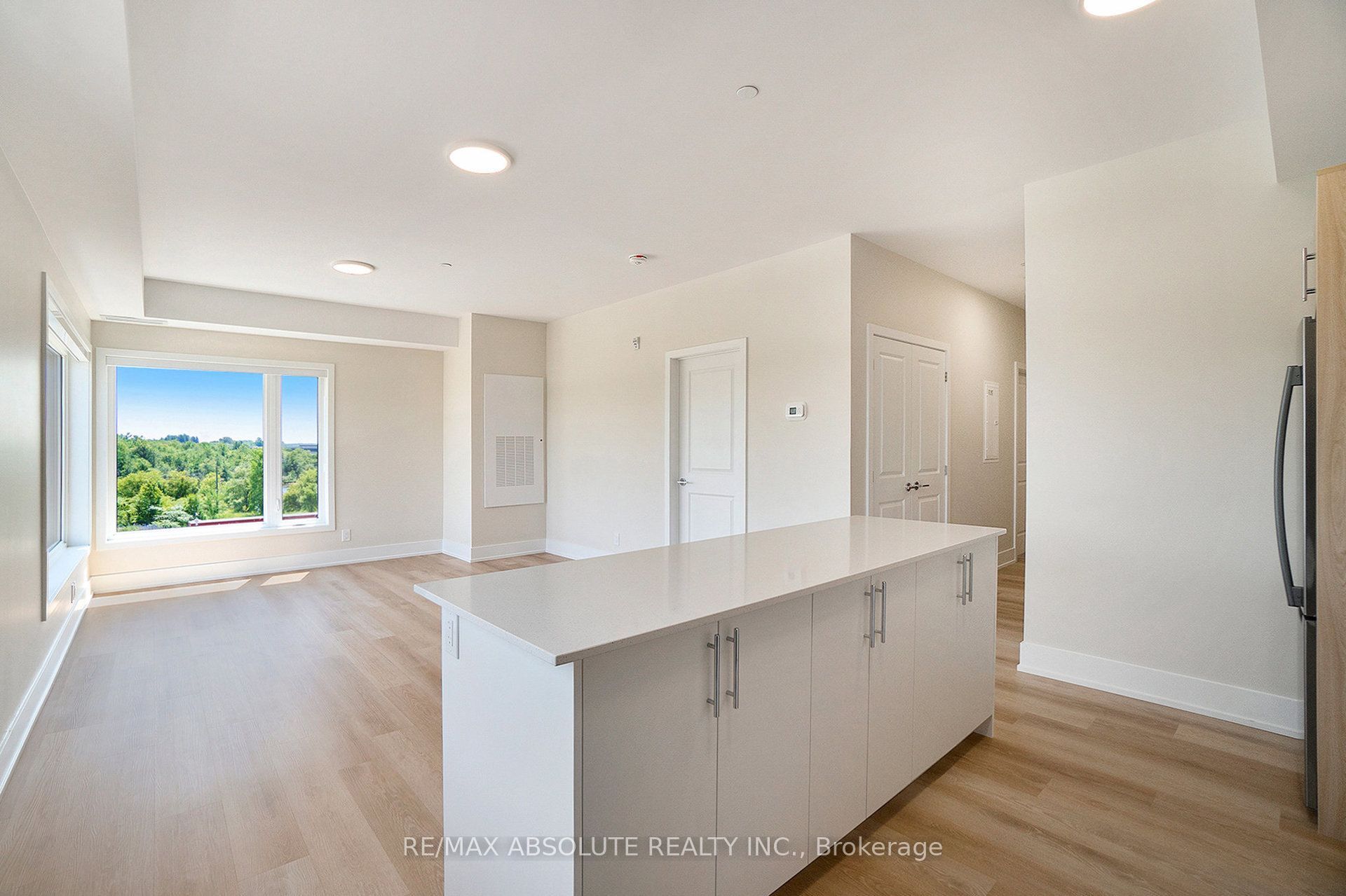 12b Thomas Street S 402 Property Photo 16