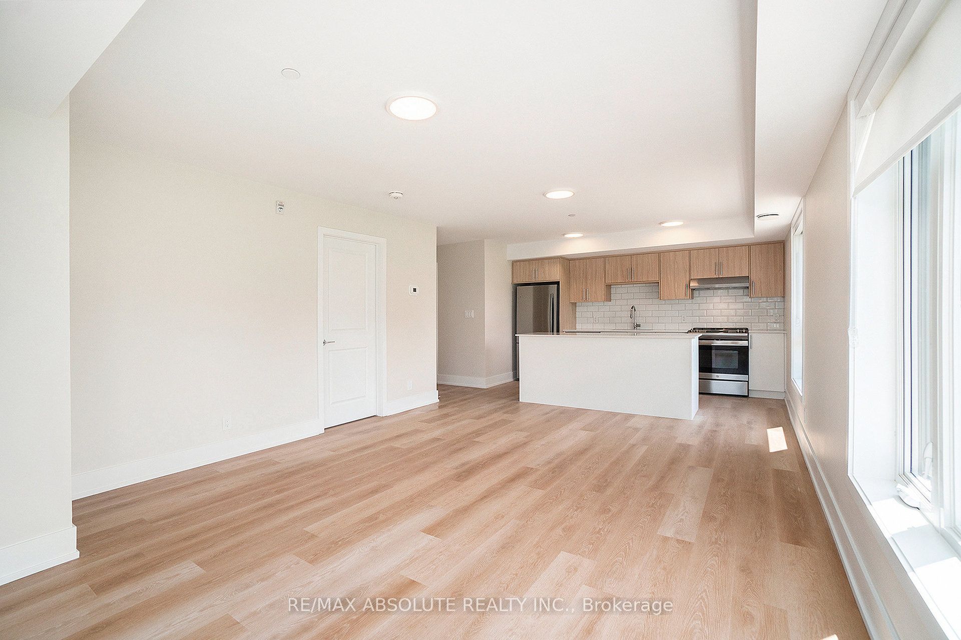 12b Thomas Street S 402 Property Photo 19