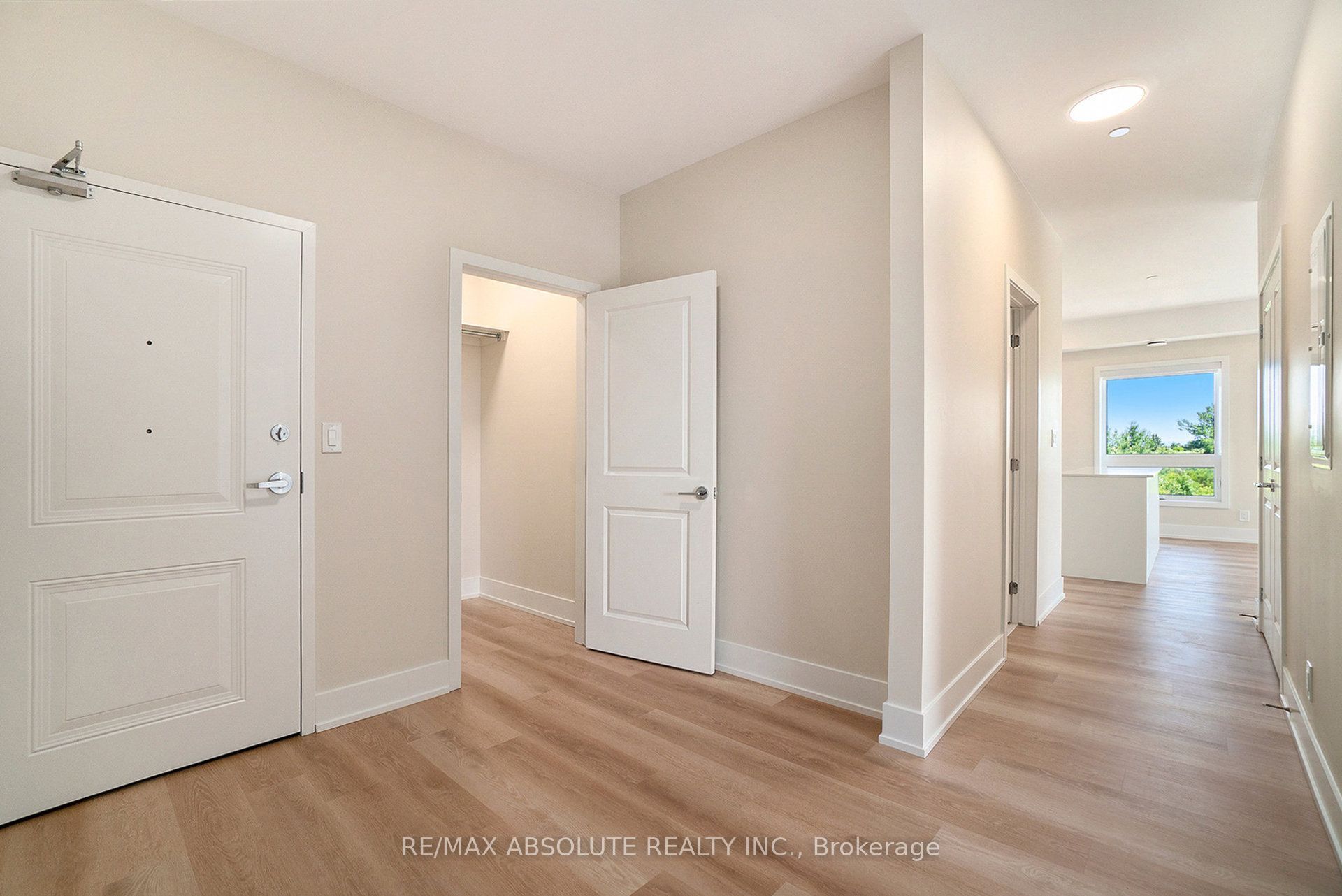 12b Thomas Street S 402 Property Photo 26