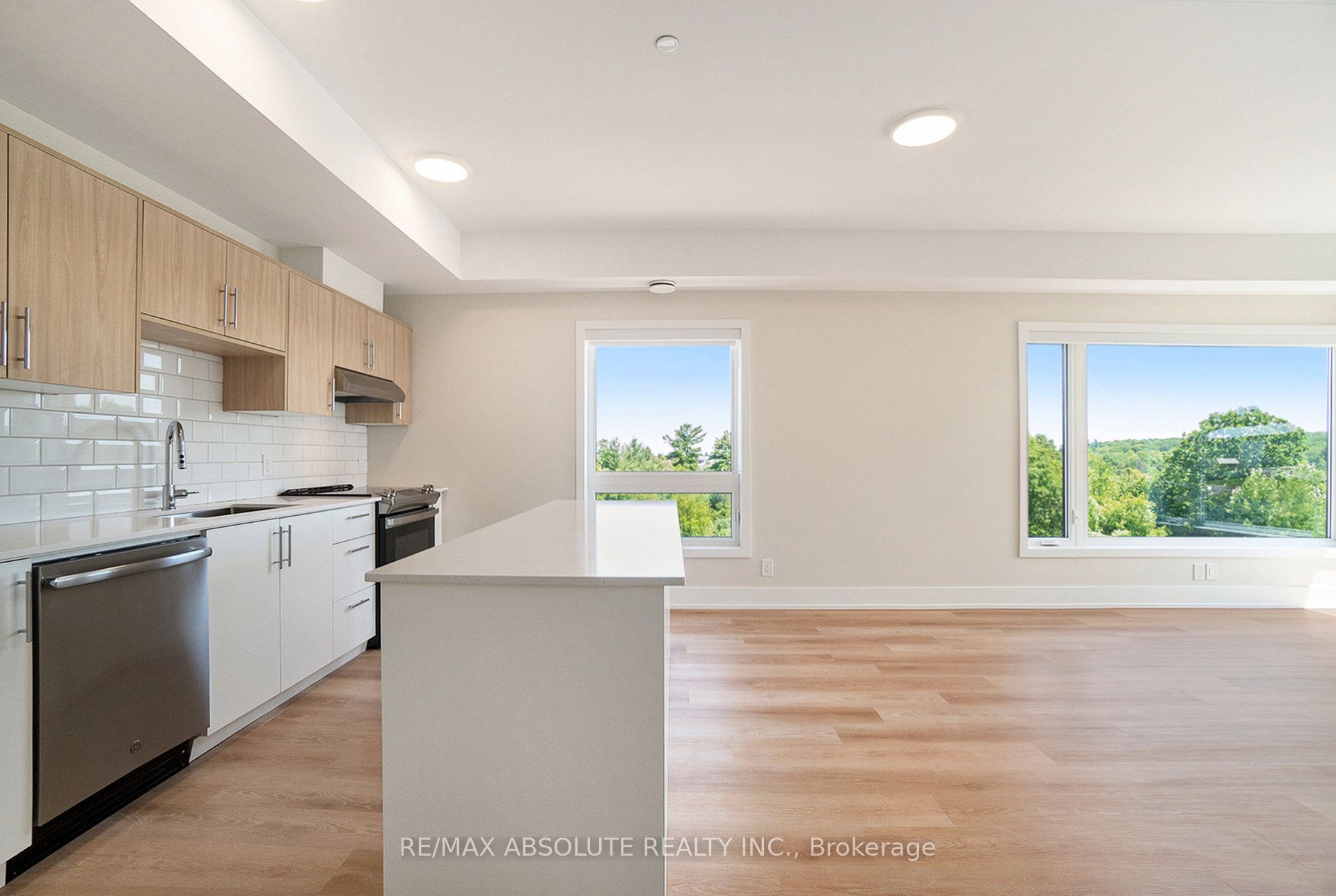 12b Thomas Street S 402 Property Photo 28