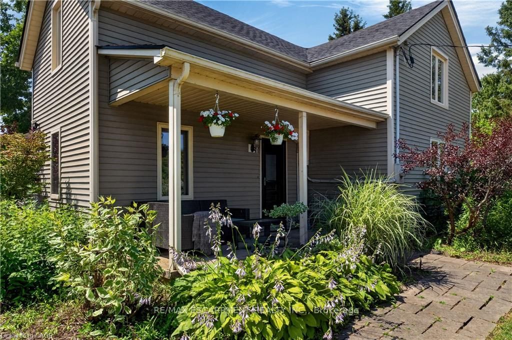 42841 Highway 3 Property Photo 2