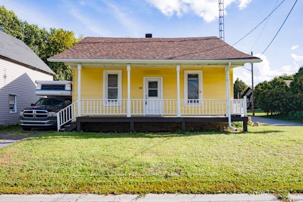24 Mechanic Street W Property Photo 1