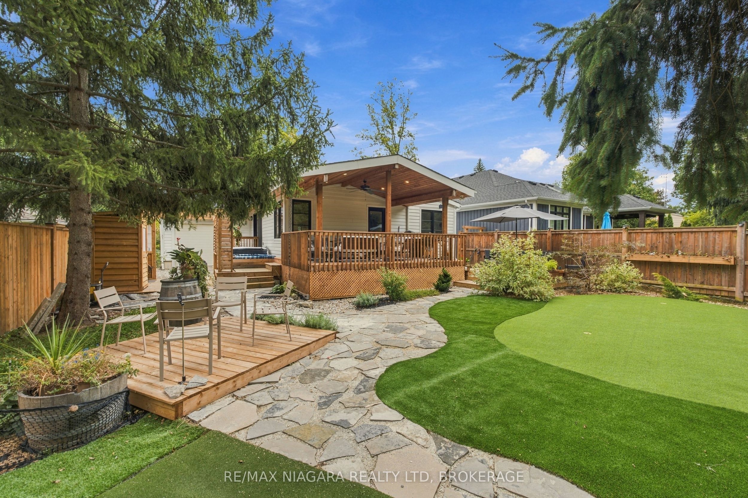 8 Dixie Avenue Property Photo 4