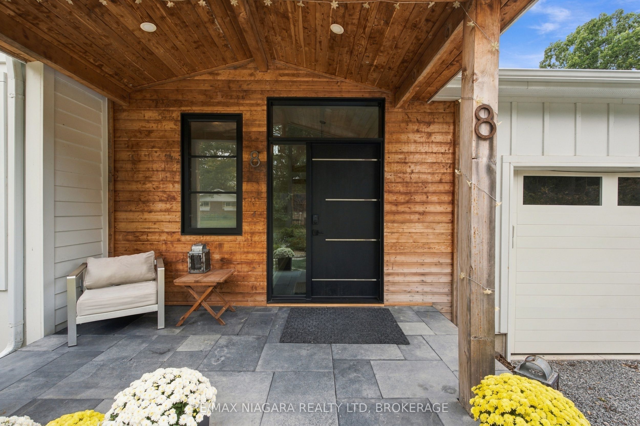 8 Dixie Avenue Property Photo 8