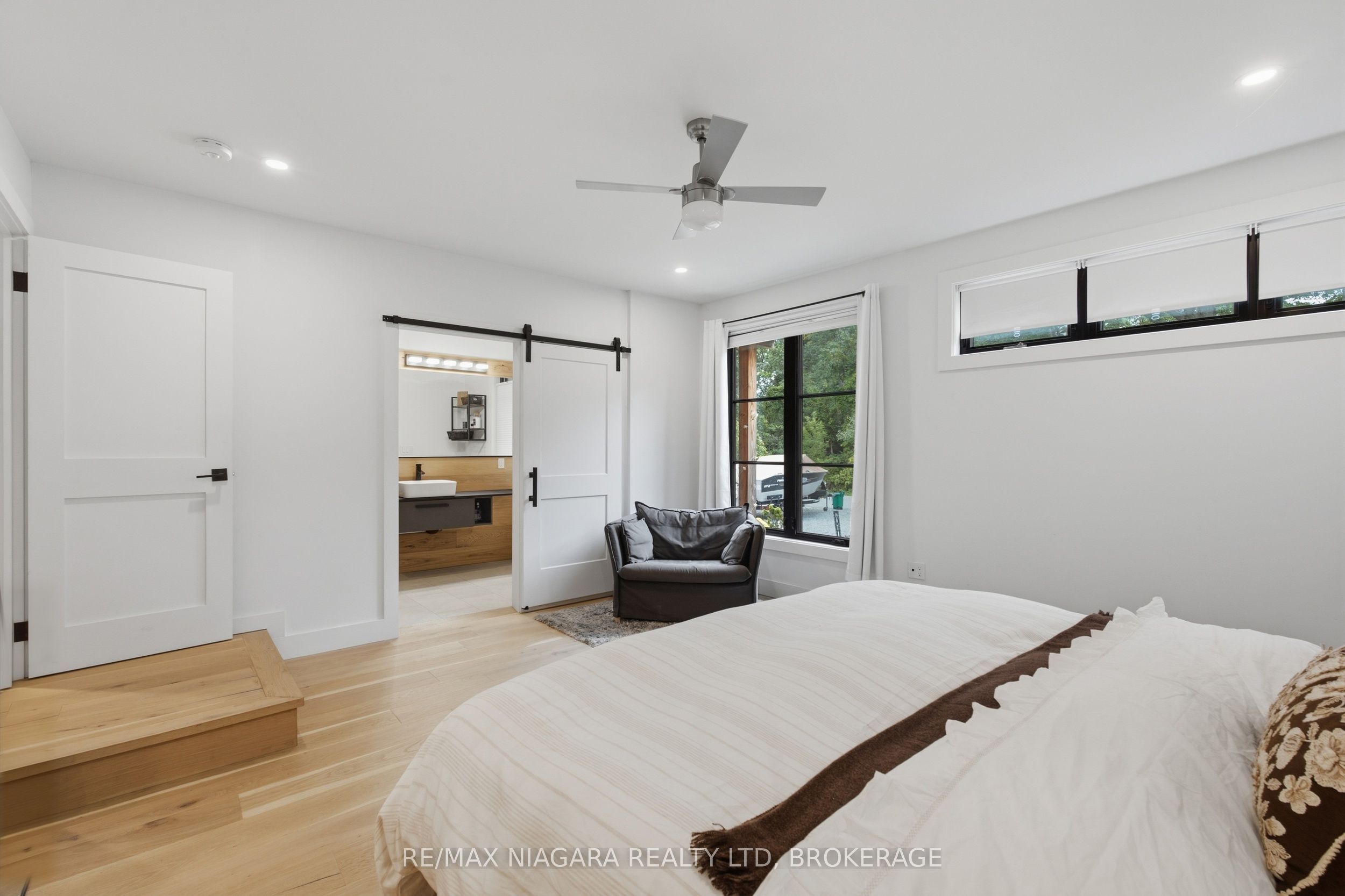 8 Dixie Avenue Property Photo 15