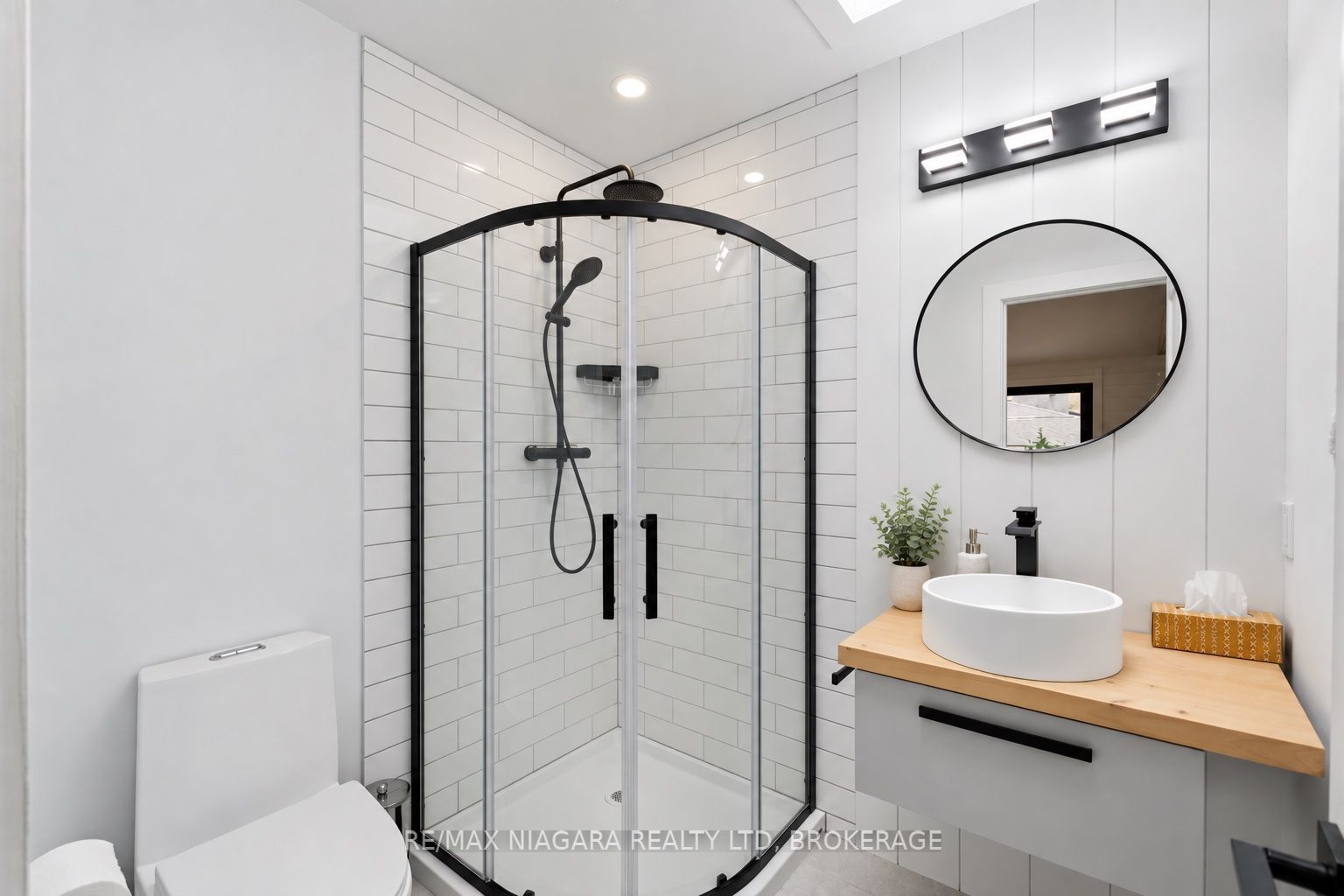 8 Dixie Avenue Property Photo 20