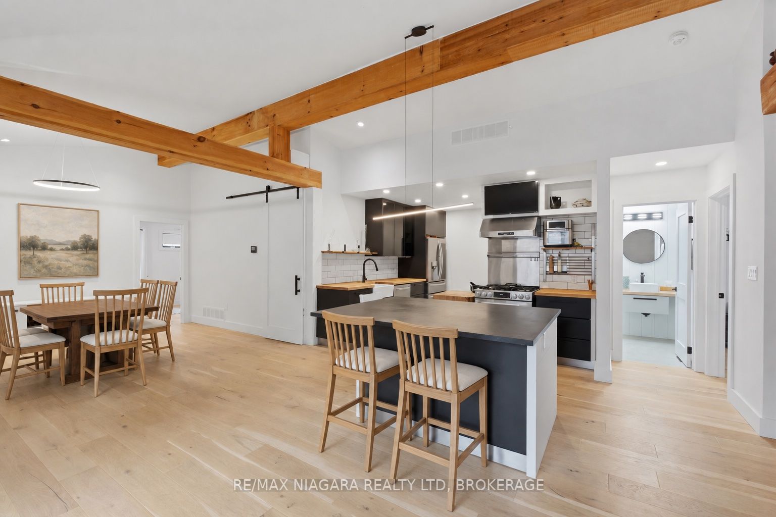 8 Dixie Avenue Property Photo 22