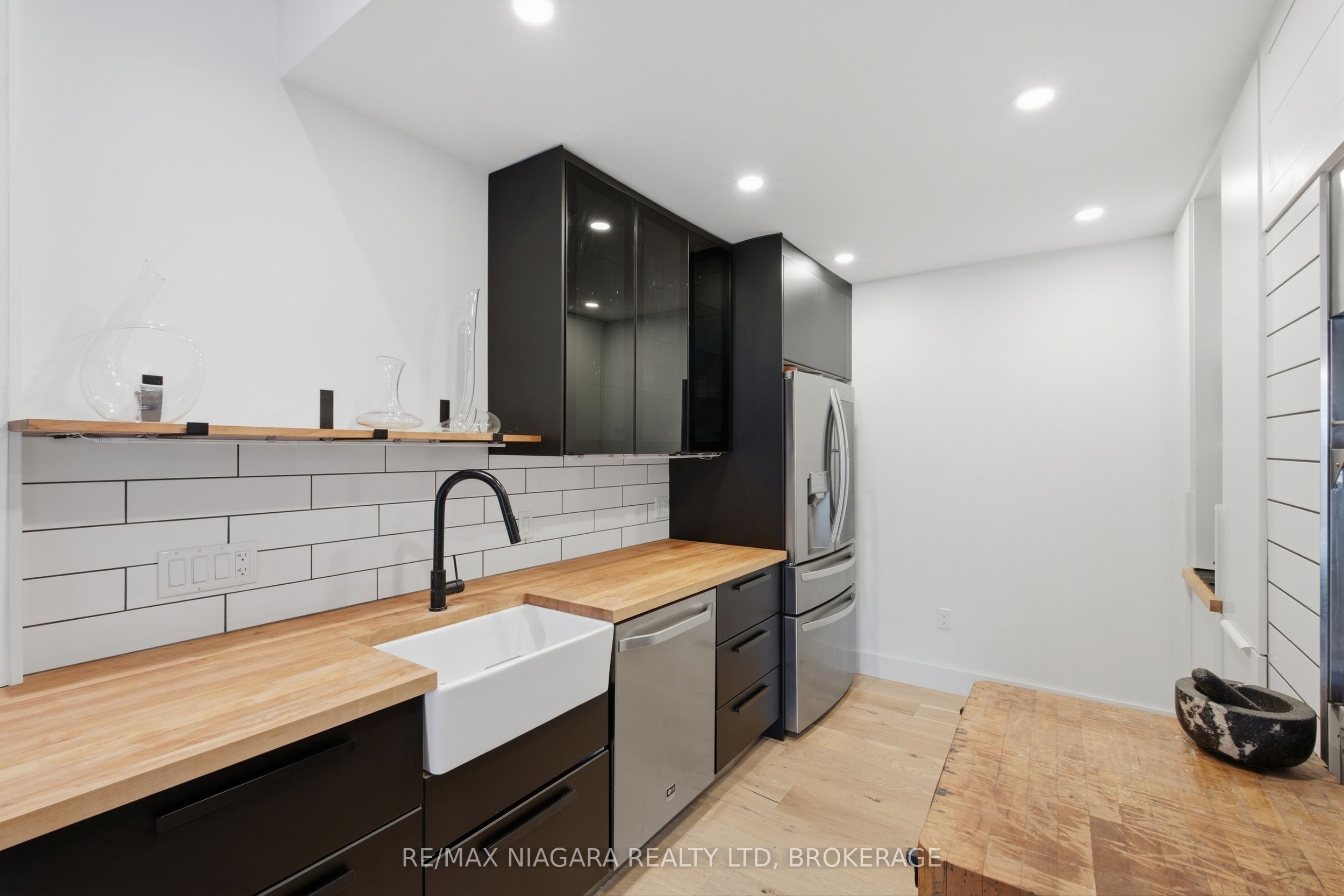 8 Dixie Avenue Property Photo 25