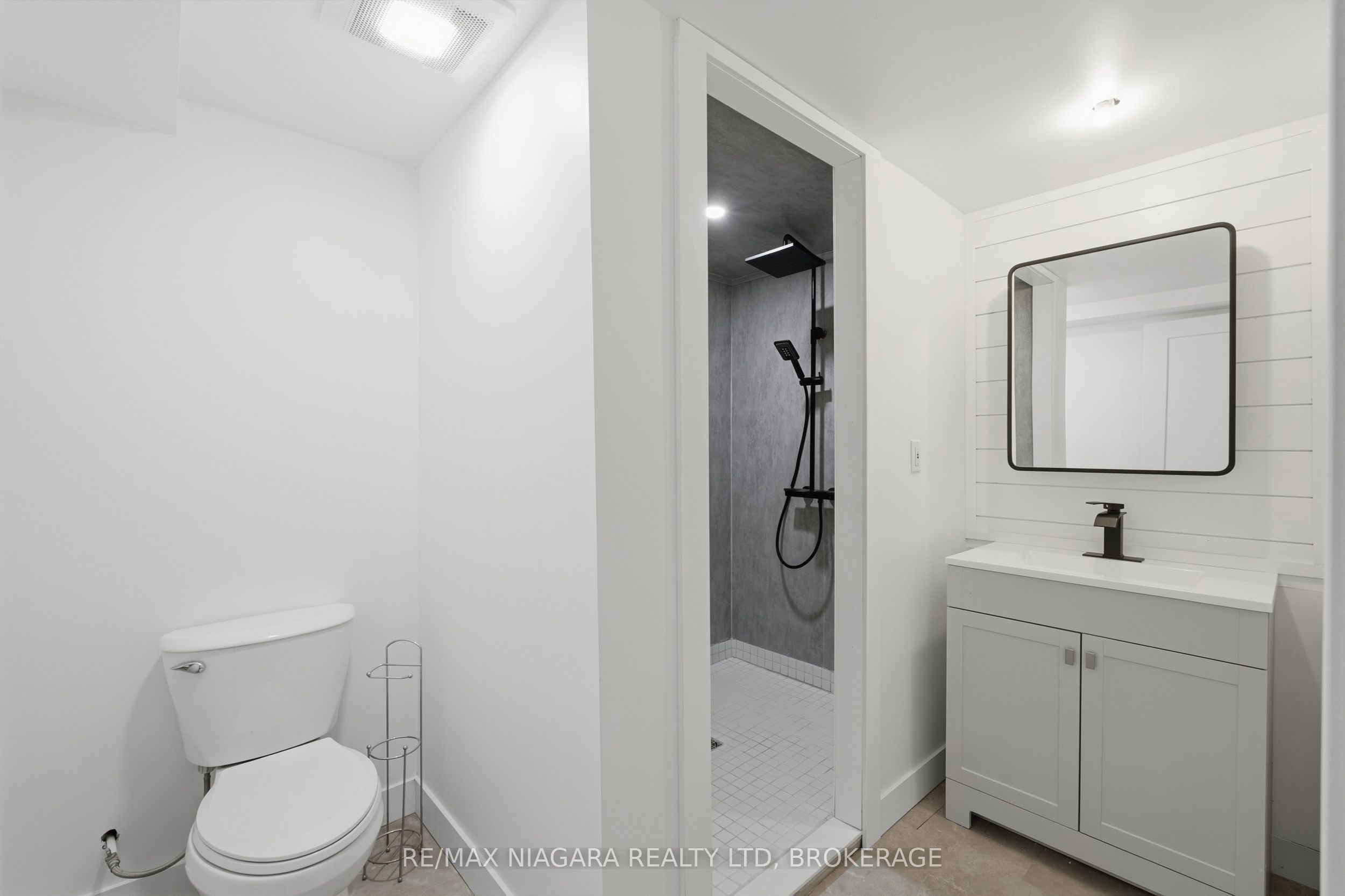 8 Dixie Avenue Property Photo 29