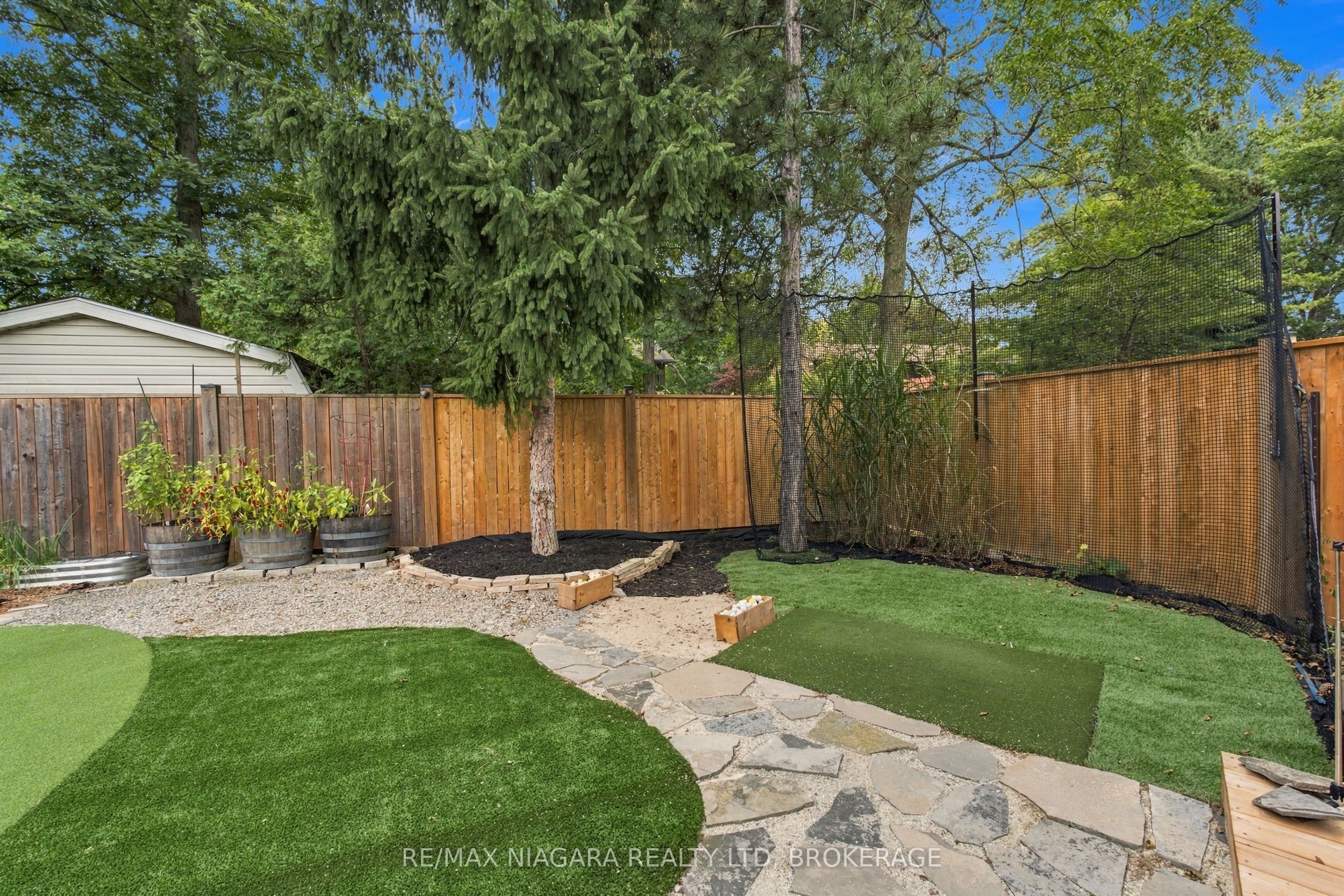 8 Dixie Avenue Property Photo 32