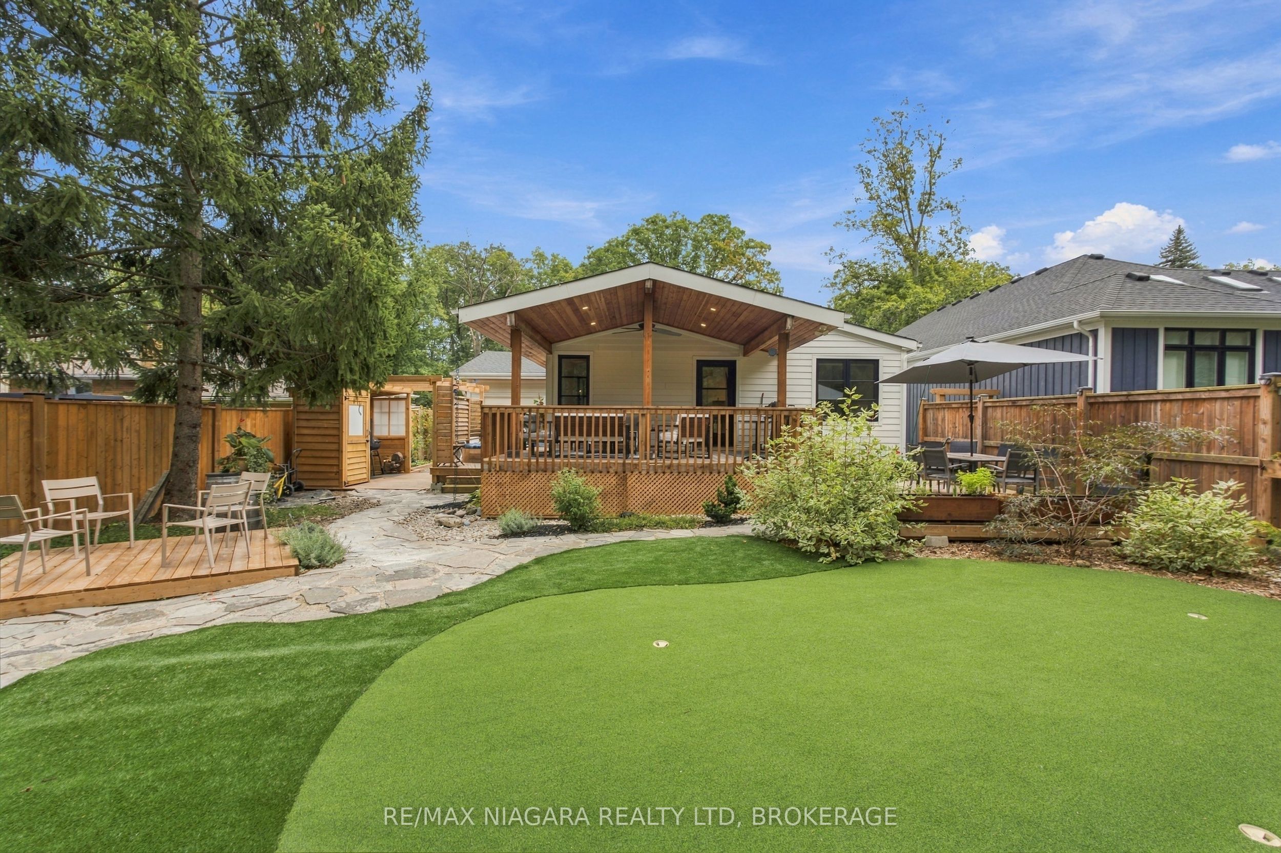 8 Dixie Avenue Property Photo 34