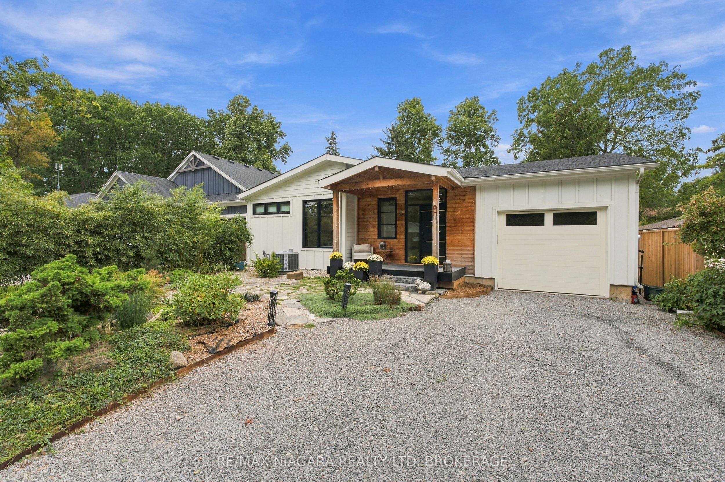 8 Dixie Avenue Property Photo 42