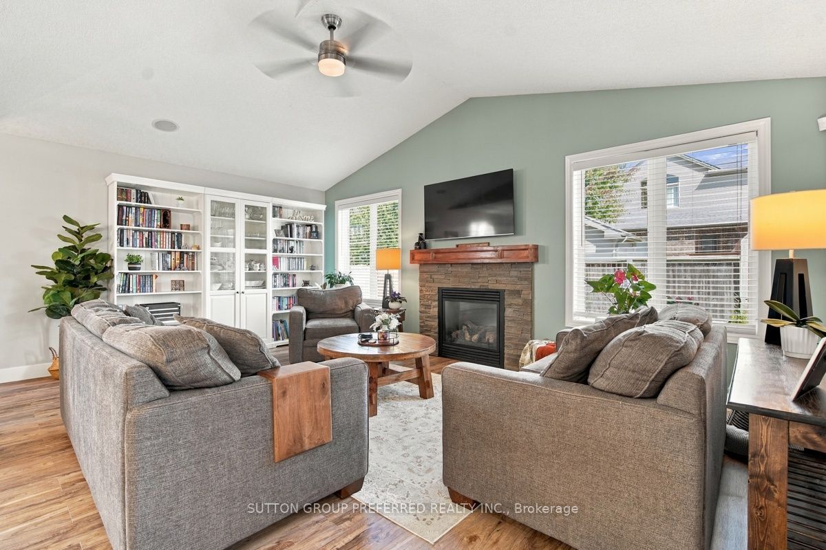 65 Havenwood Street Property Photo 8