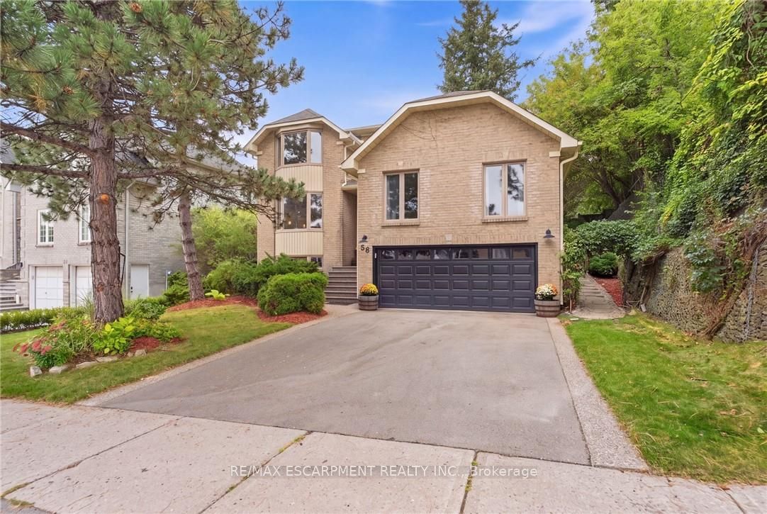 28 Seymour Drive Property Photo 1