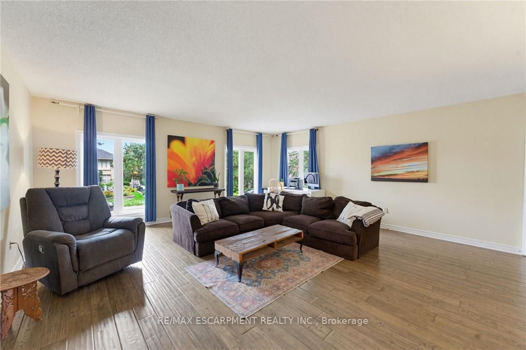28 Seymour Drive Property Photo 18