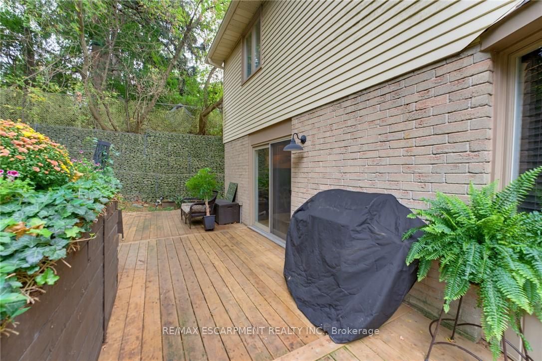 28 Seymour Drive Property Photo 39
