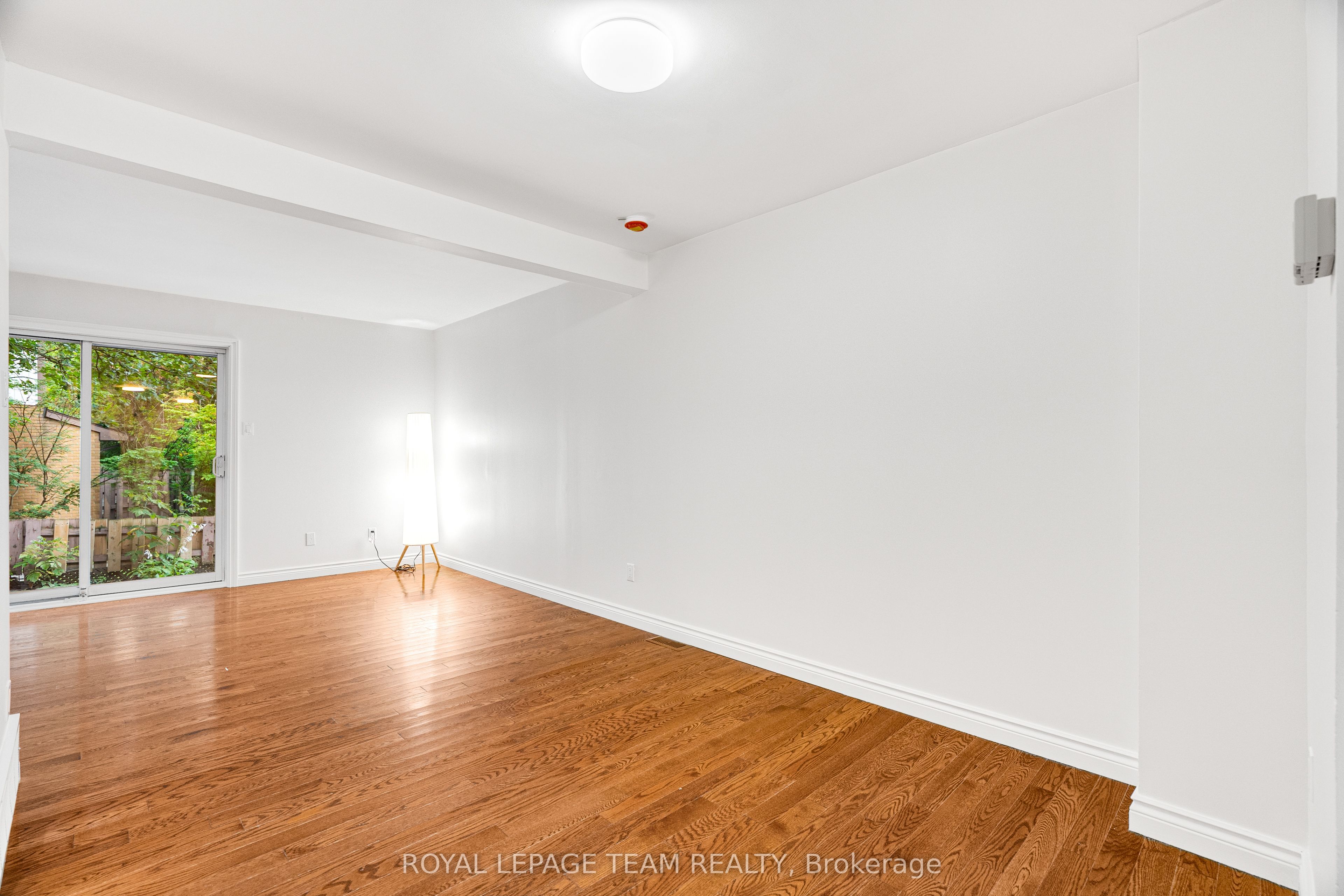 121 Castlefrank Road 15 Property Photo 8