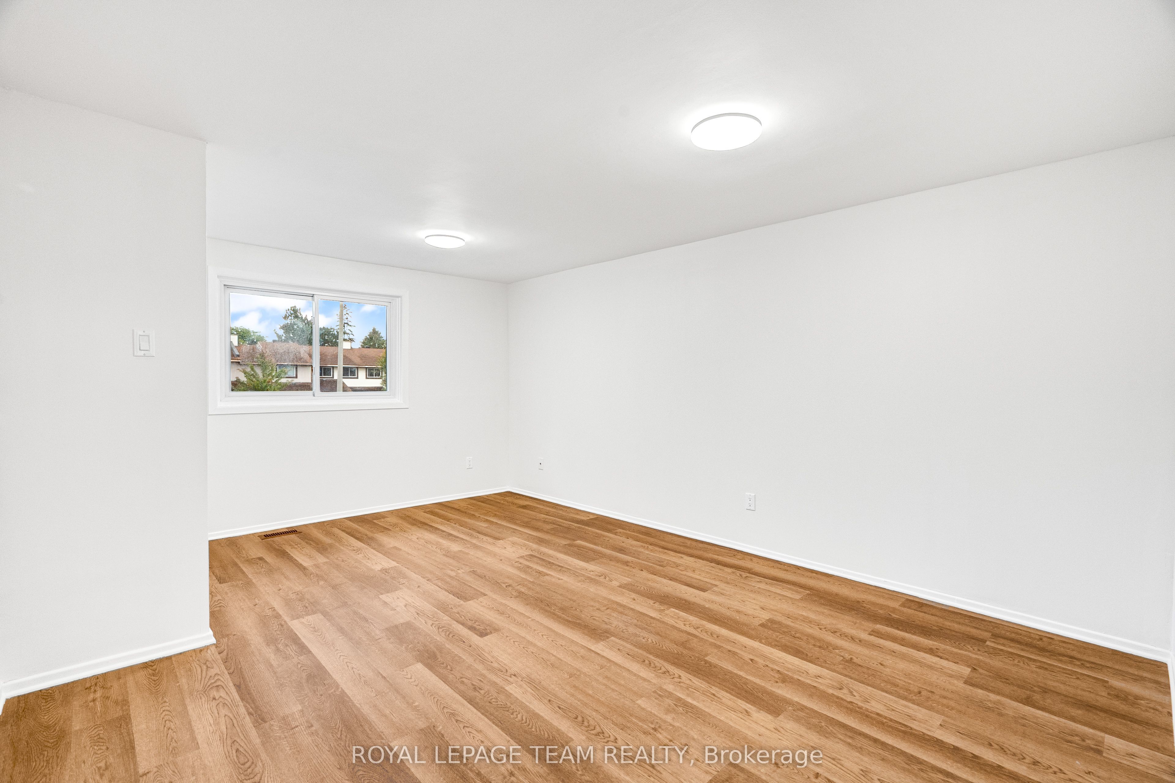 121 Castlefrank Road 15 Property Photo 24
