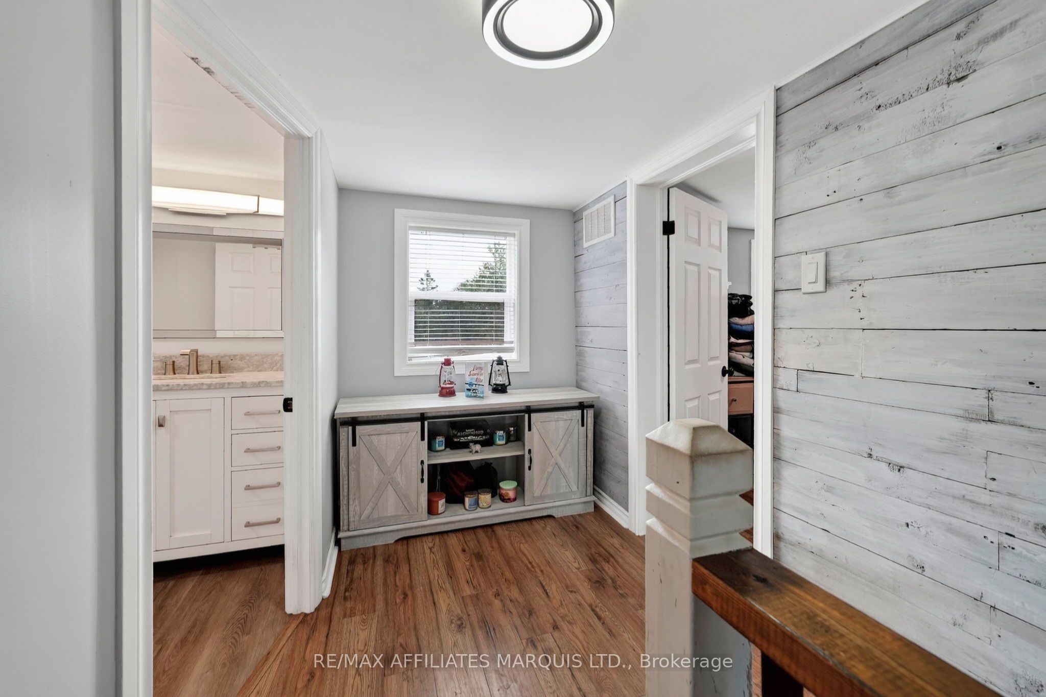 15904 Manning Road Property Photo 11