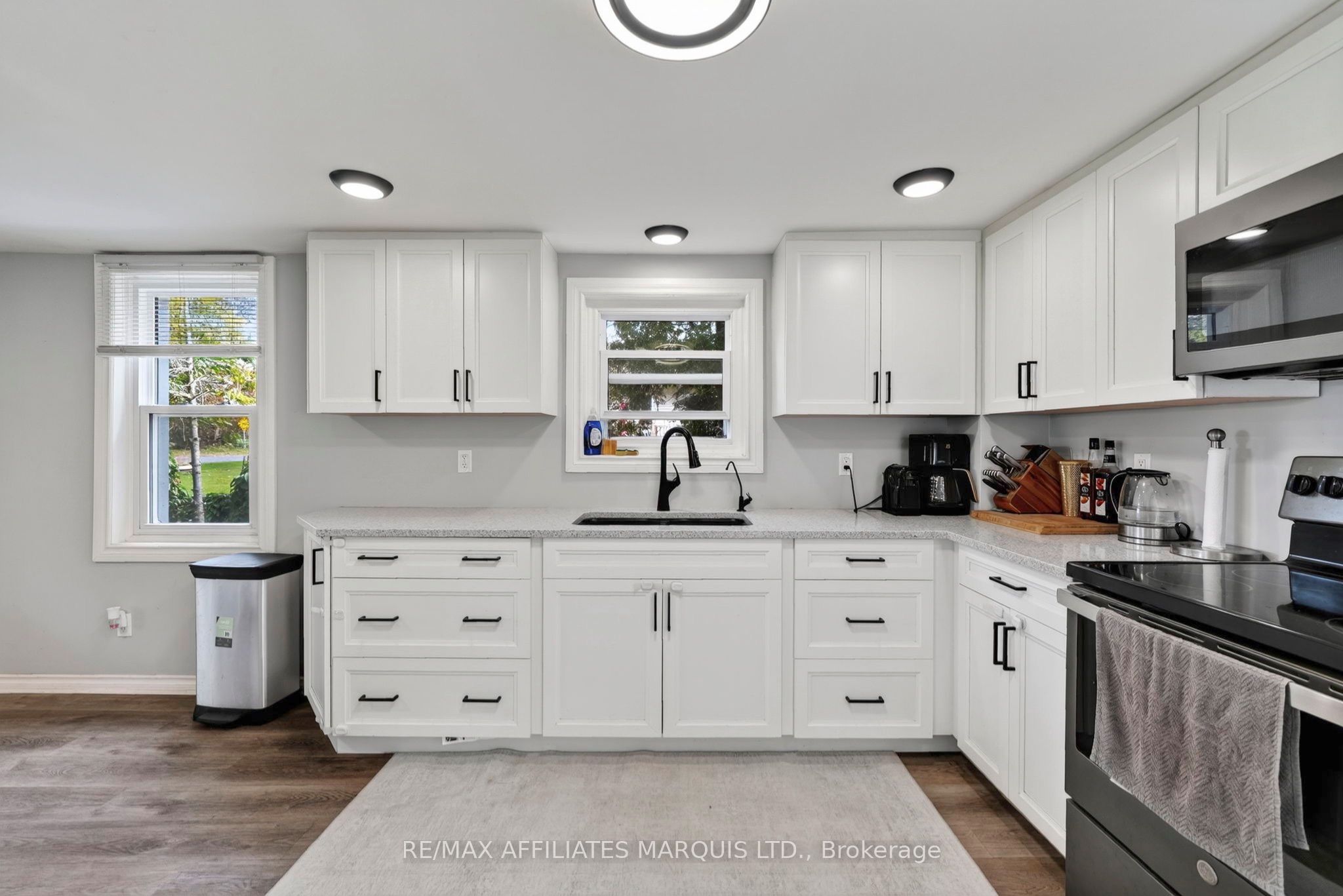 15904 Manning Road Property Photo 12