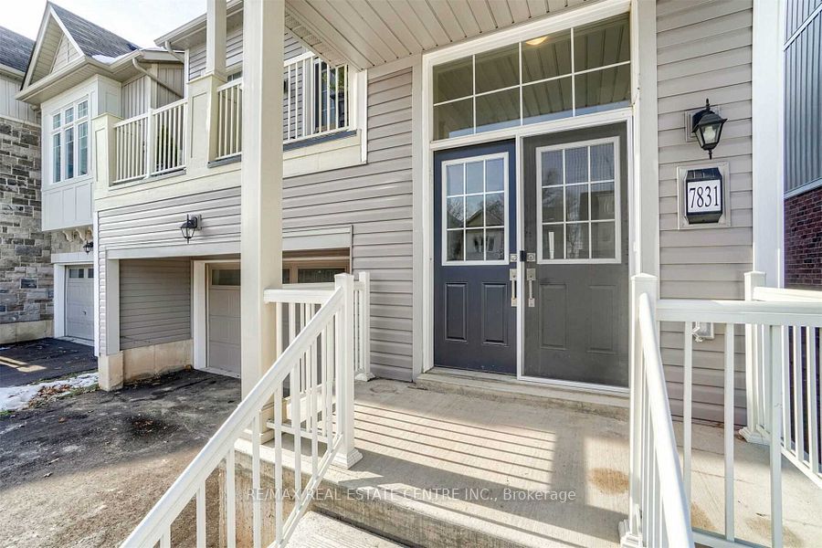 7831 Odell Crescent Property Photo 4