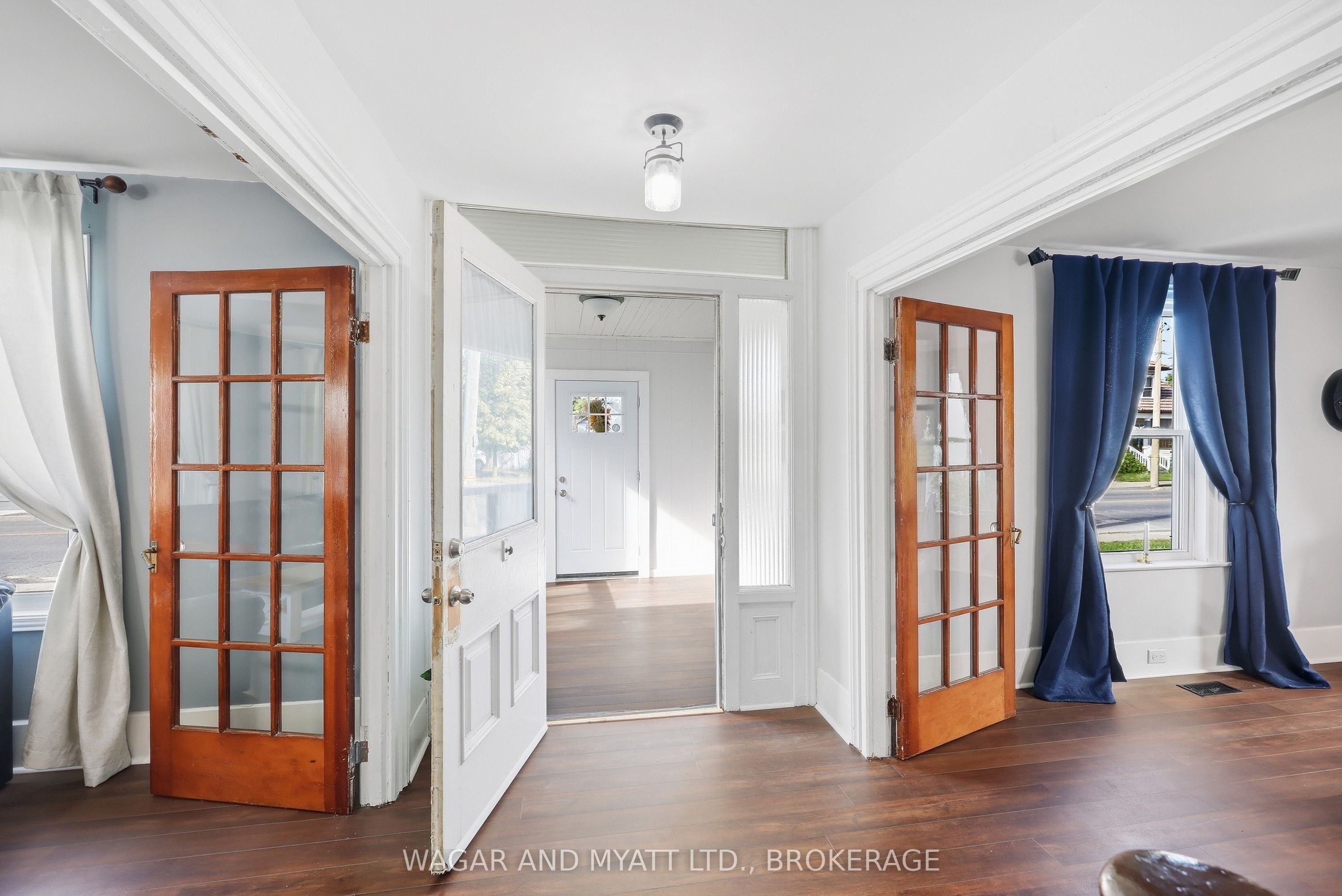 205 Centre Street N Property Photo 8
