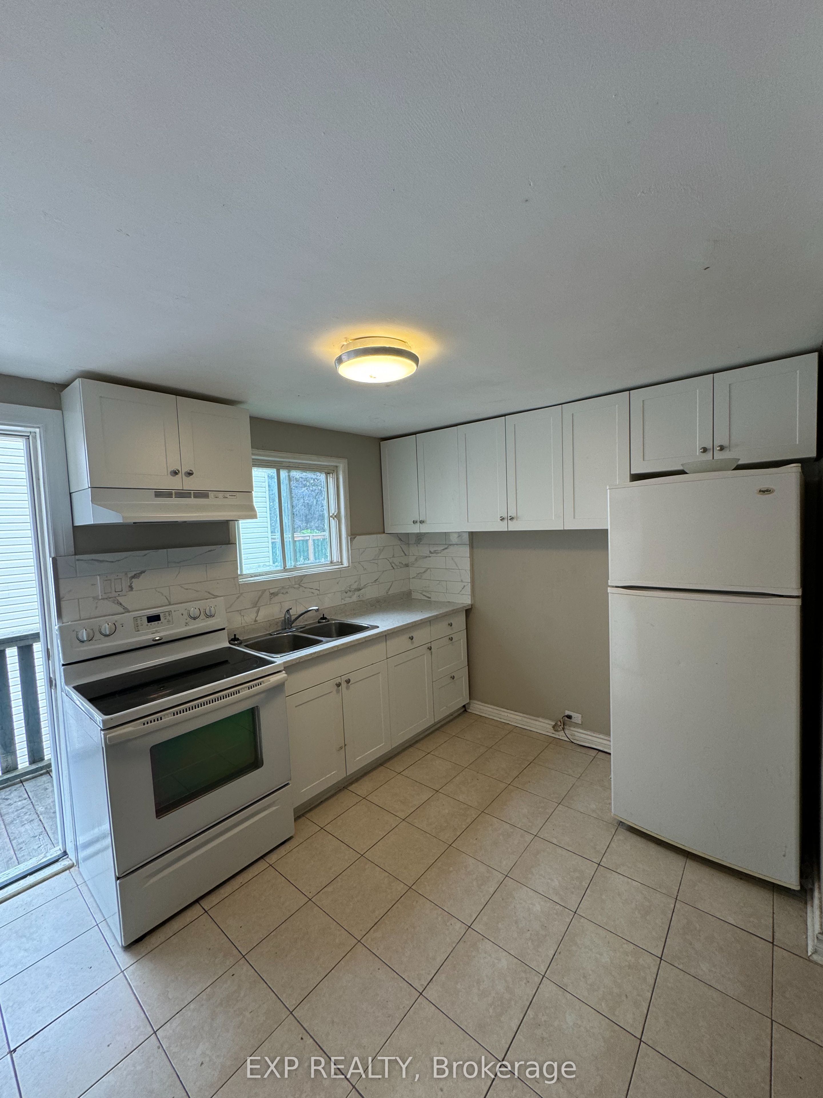 72 Barrette Street 3 Property Photo 2