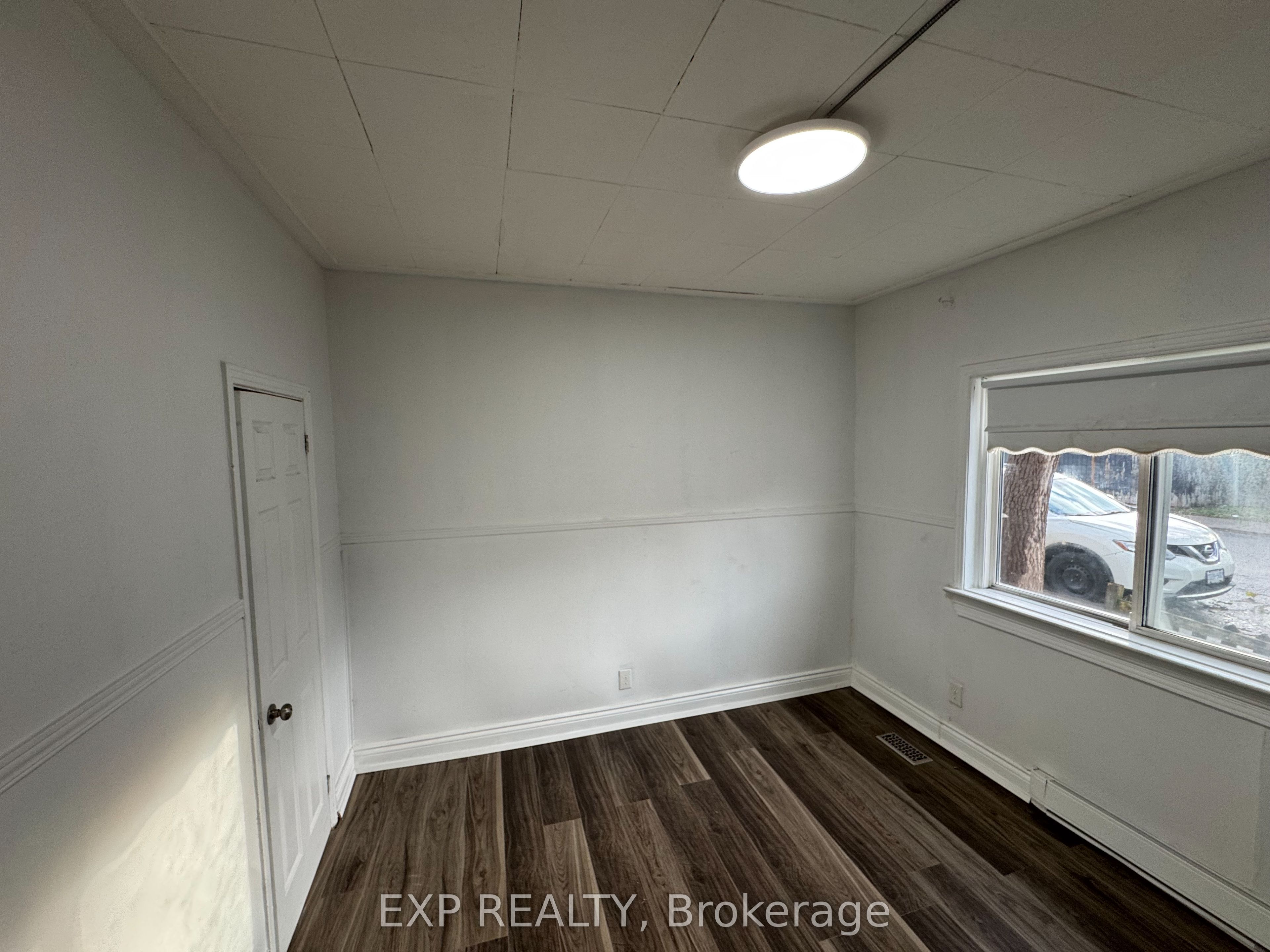 19 Loyer Street Property Photo 5