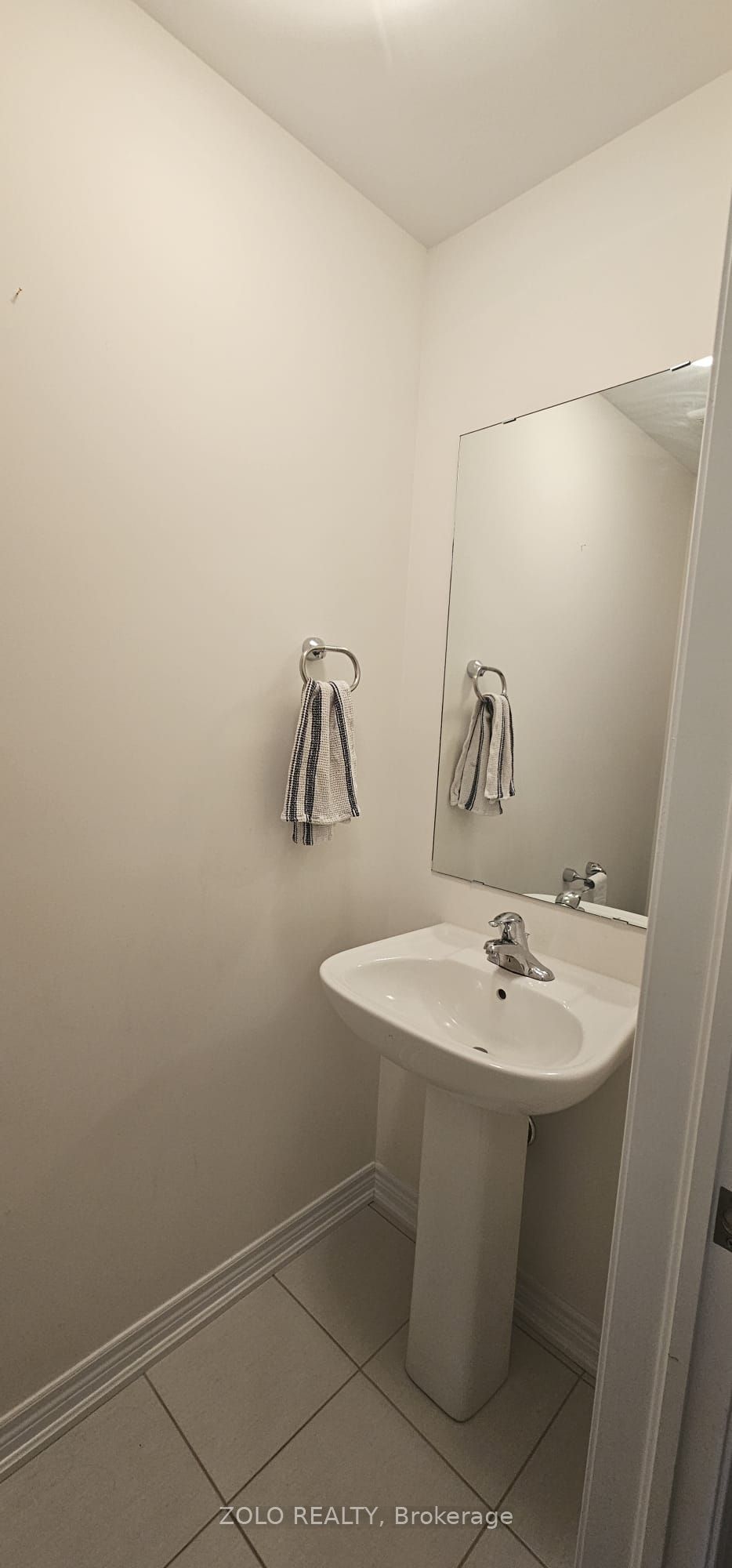 77 Diana Avenue 77 Property Photo 3