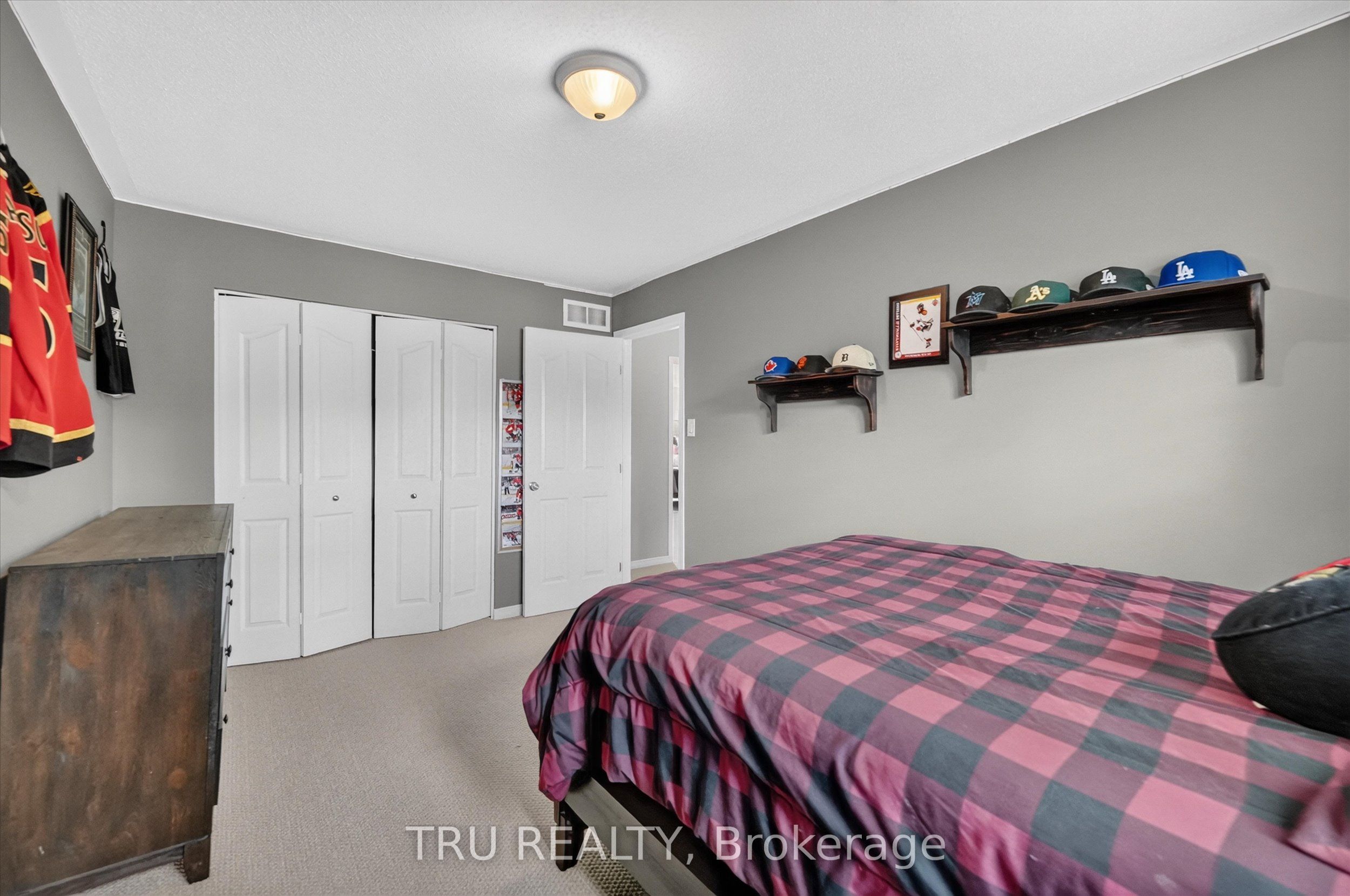 325 Upcountry Drive E Property Photo 44