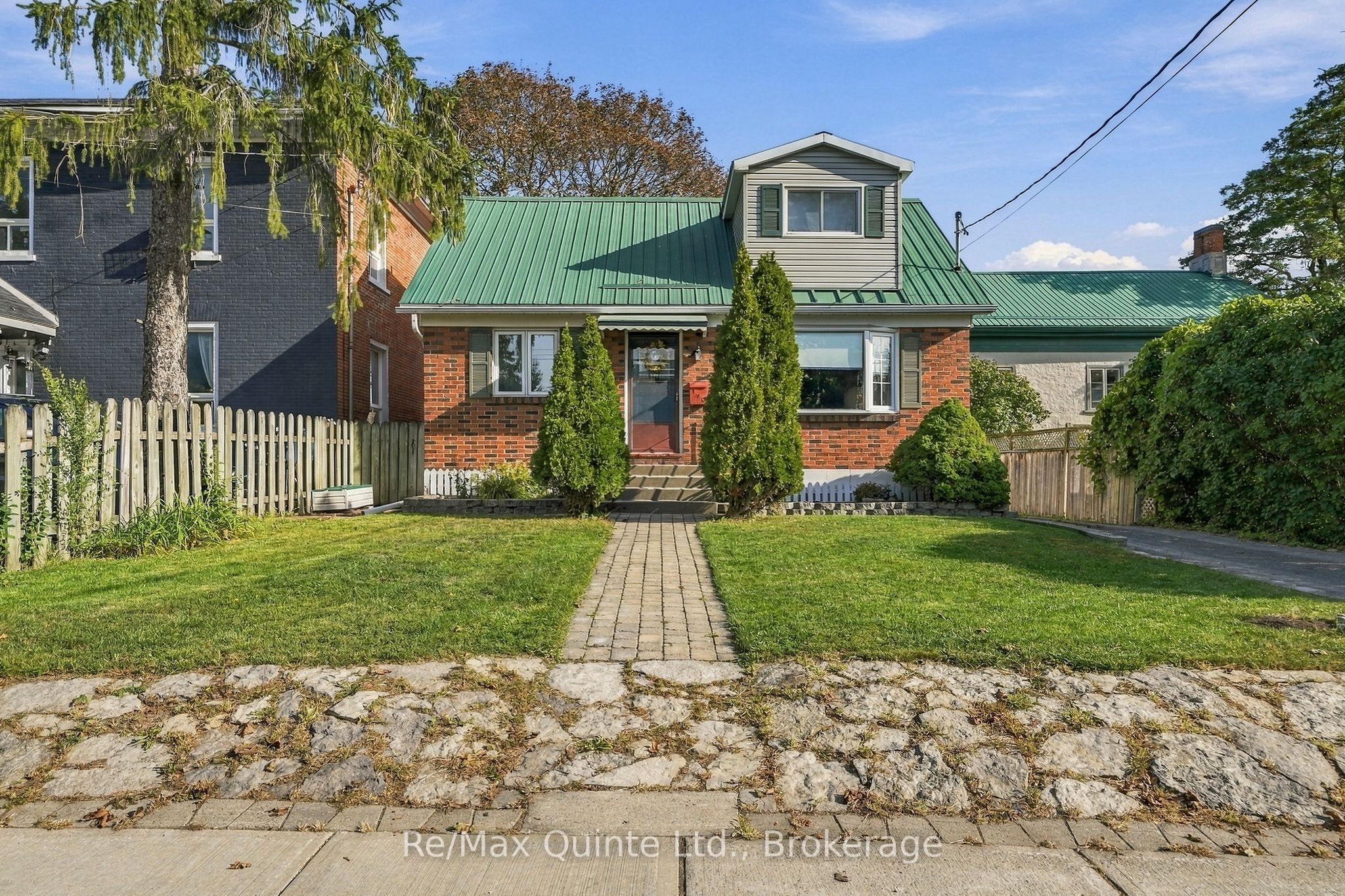 170 W Moira Street W Property Photo 1