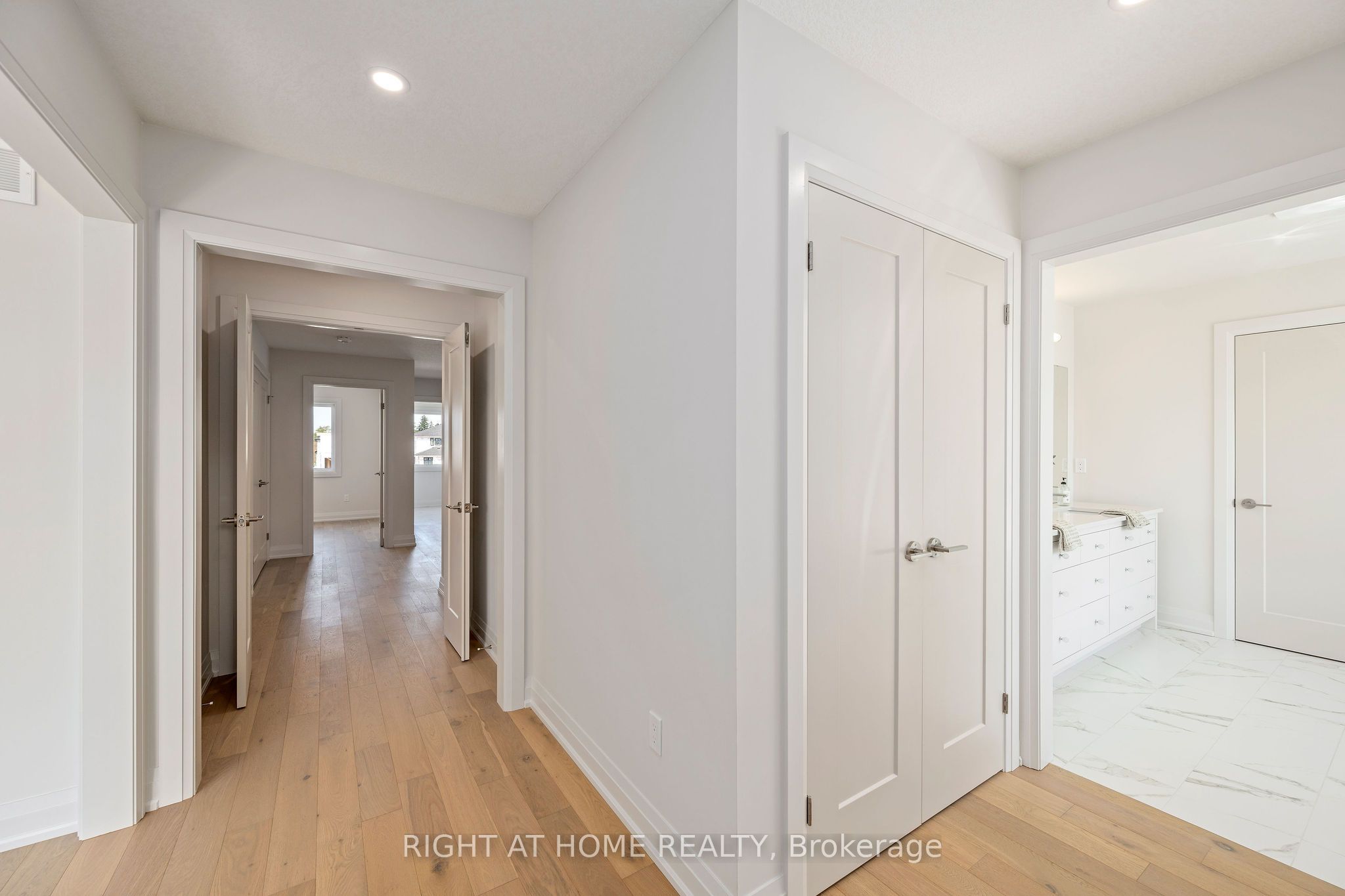 337 Manhattan Drive Property Photo 24