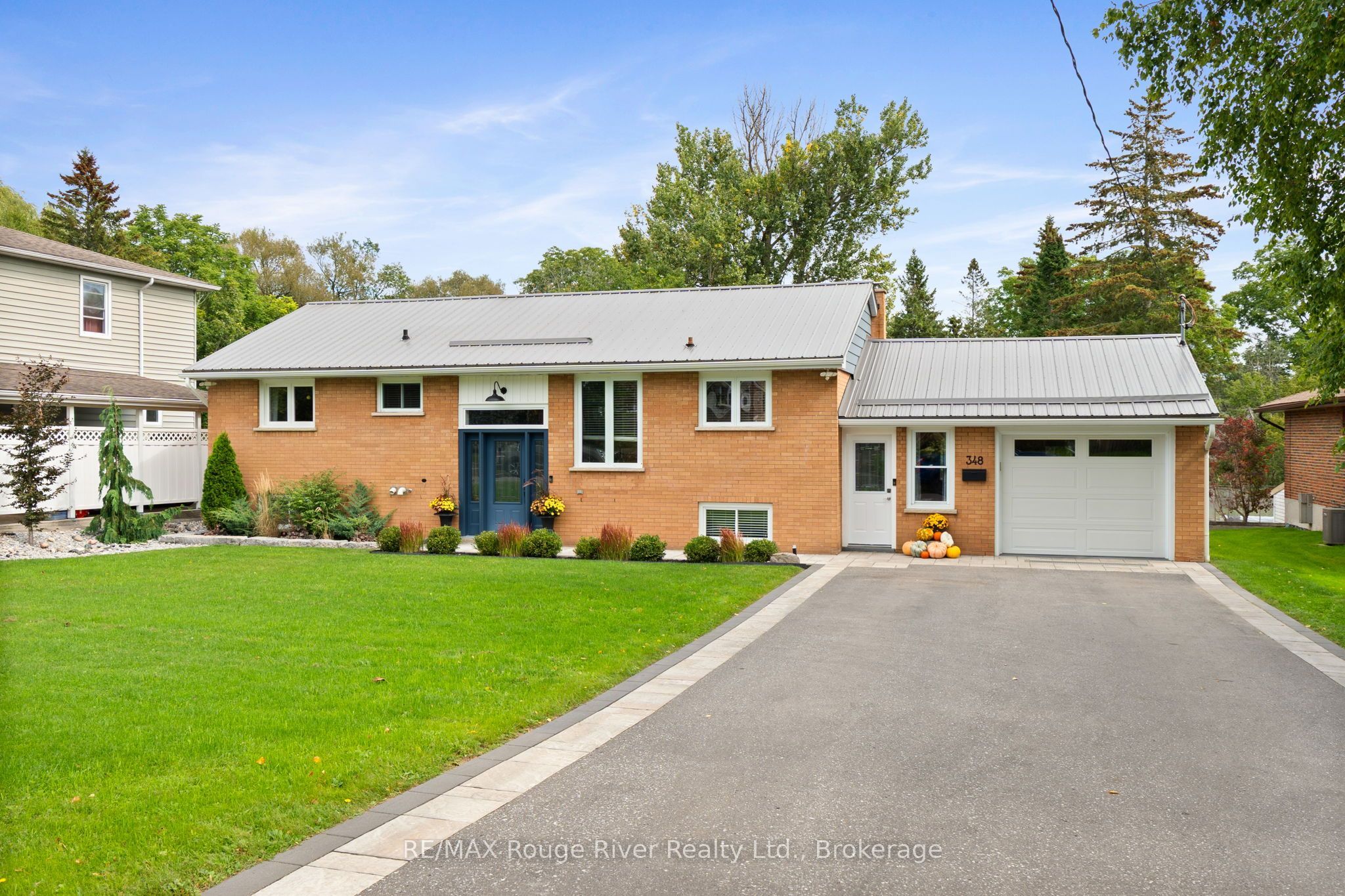 348 Cottesmore Avenue