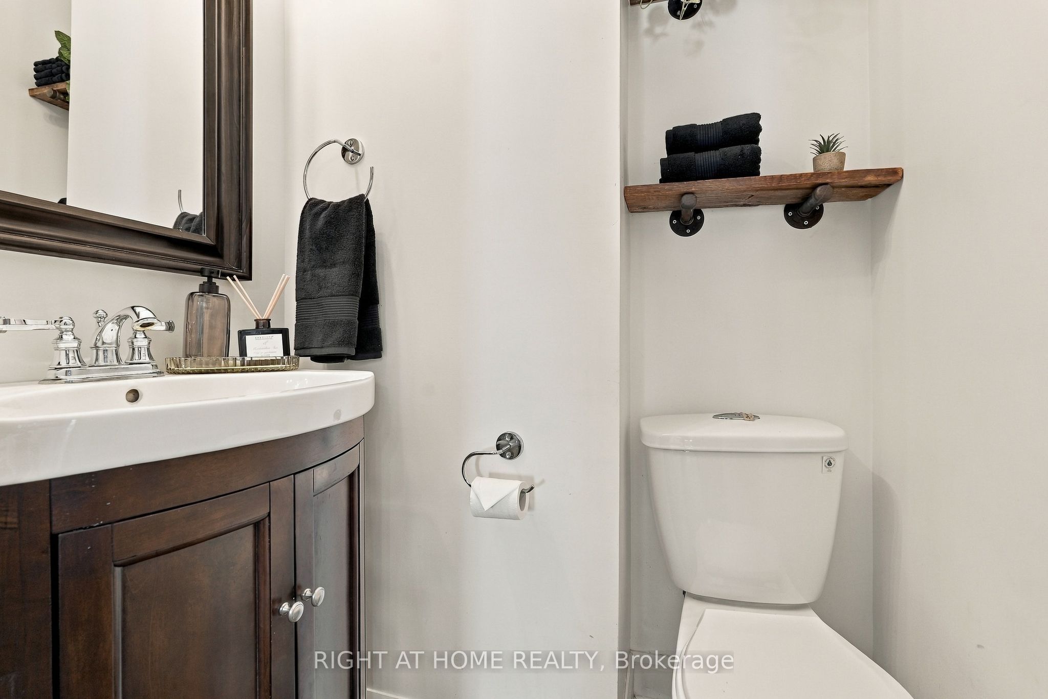 19 Asa Street Property Photo 14