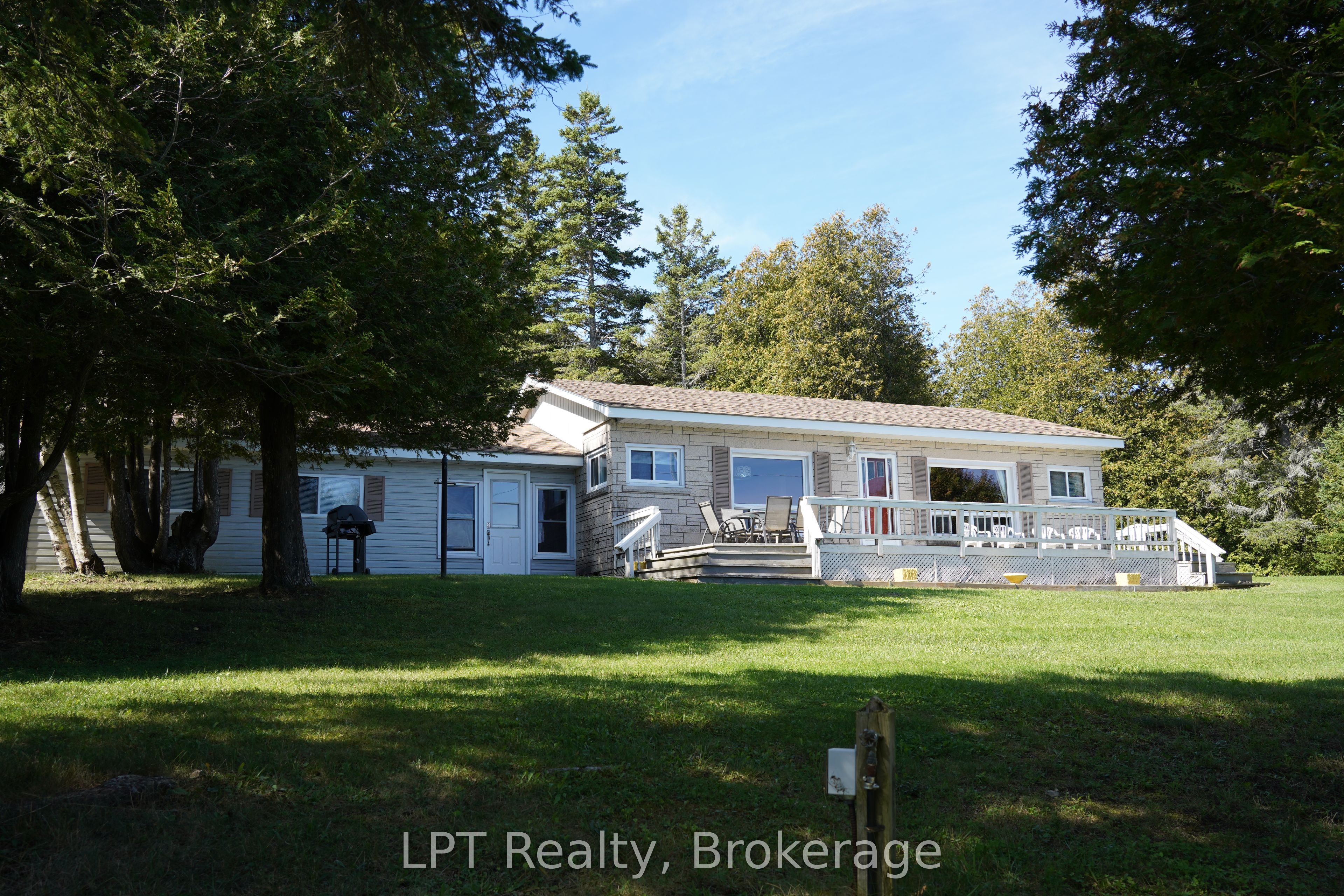 317 Isthmus Bay Road Property Photo 1