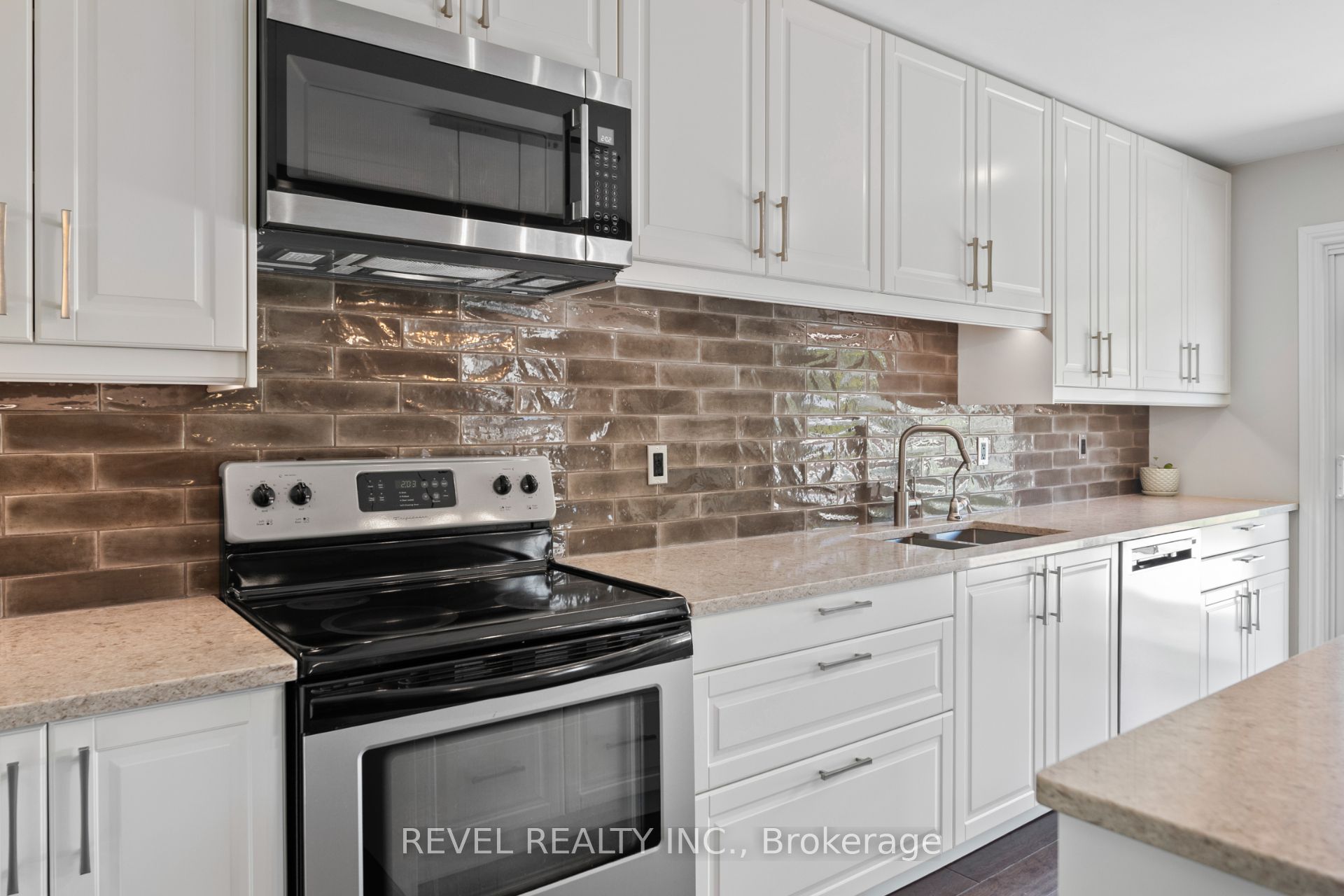 29 Saint John Street Property Photo 22