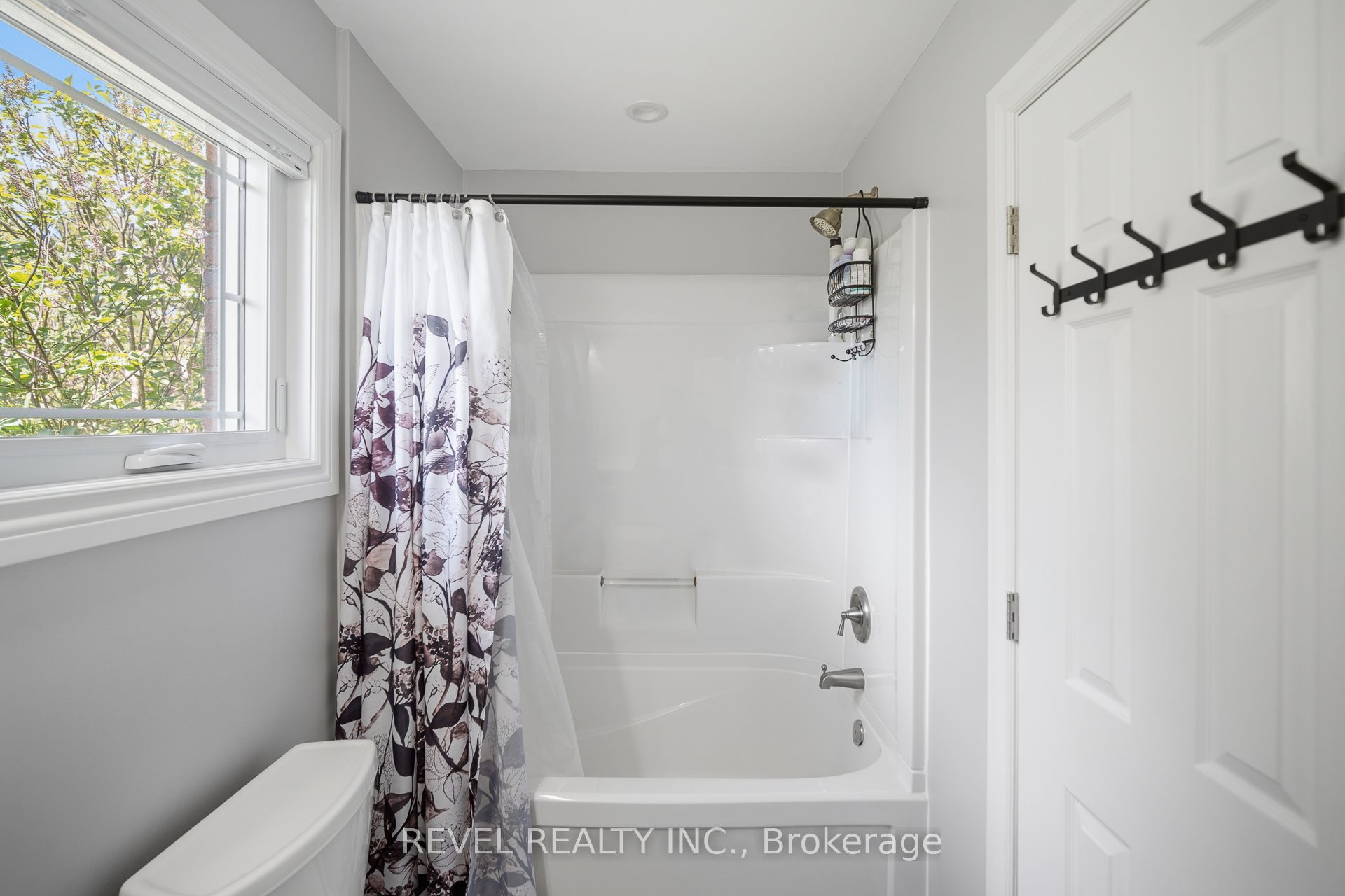 29 Saint John Street Property Photo 33
