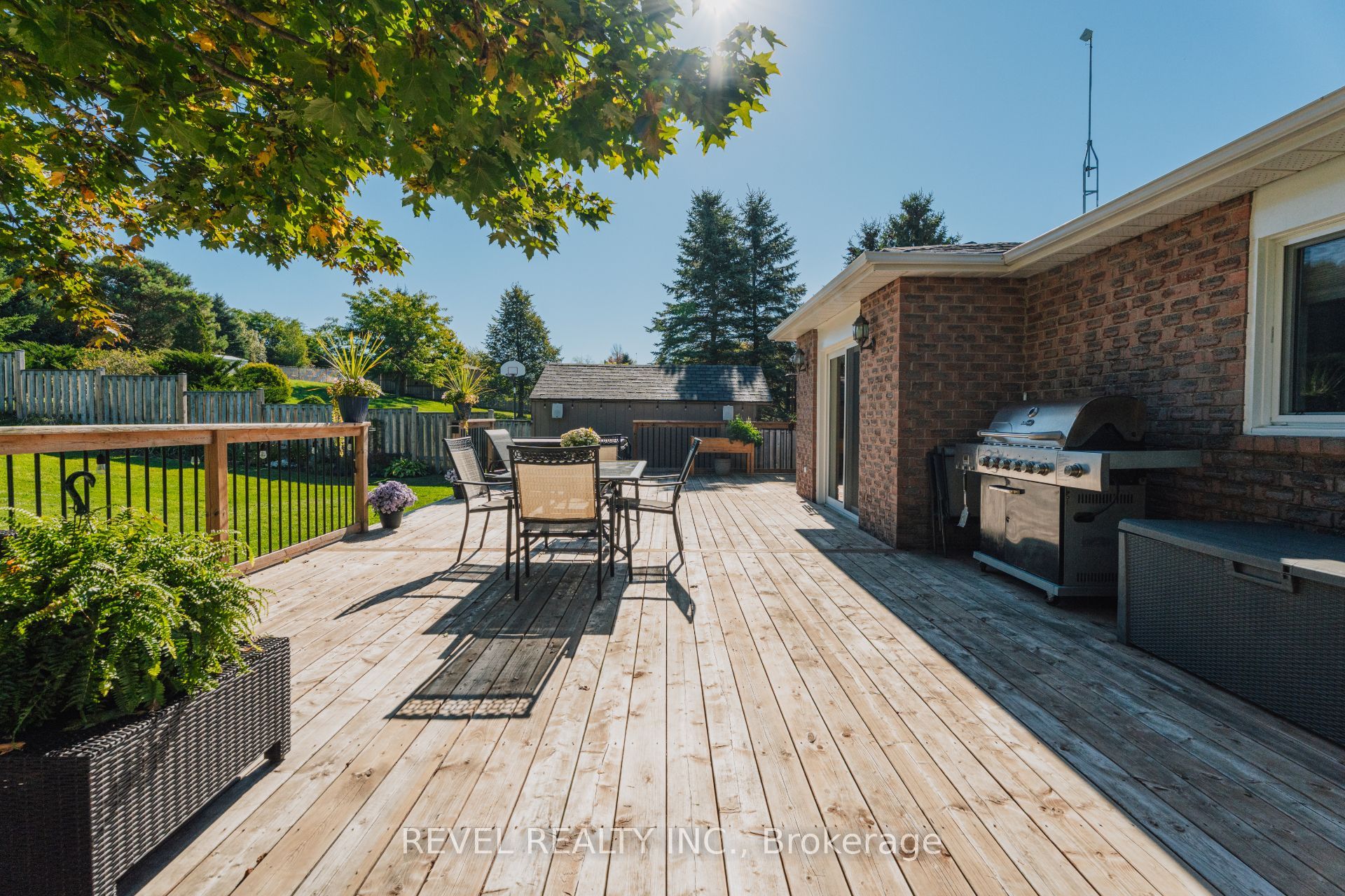 29 Saint John Street Property Photo 41