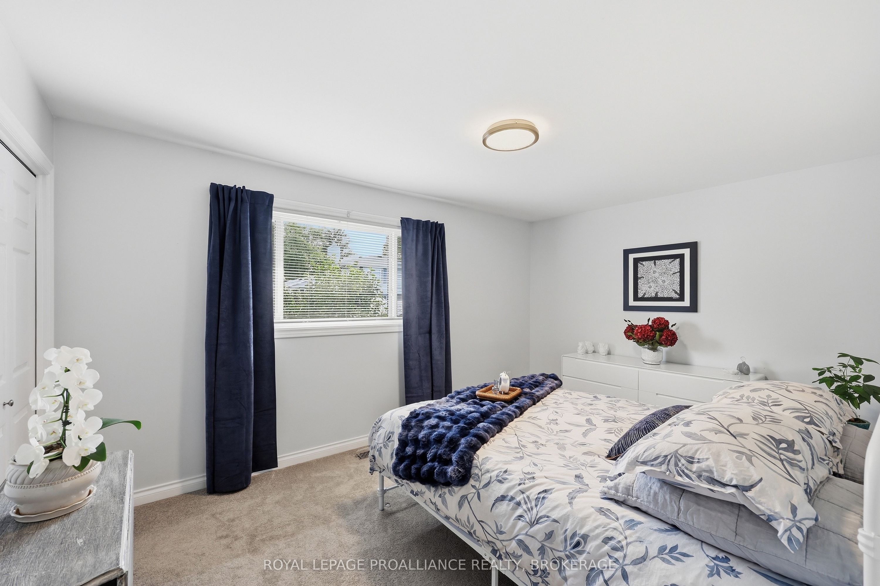 503 Canterbury Crescent Property Photo 38
