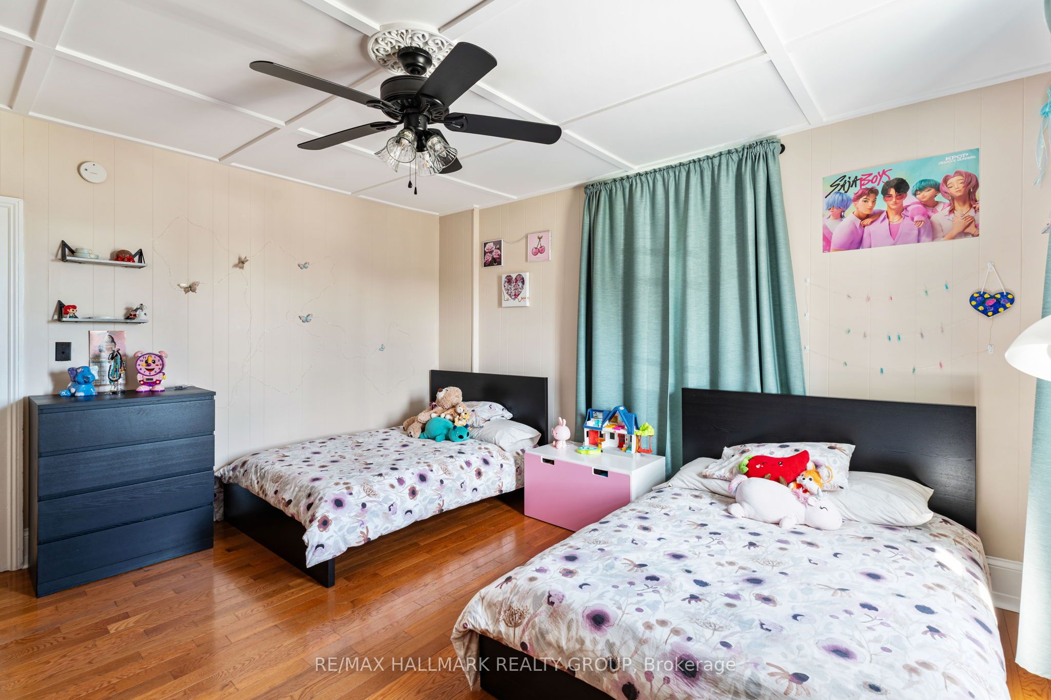 404 Henry Street W Property Photo 36