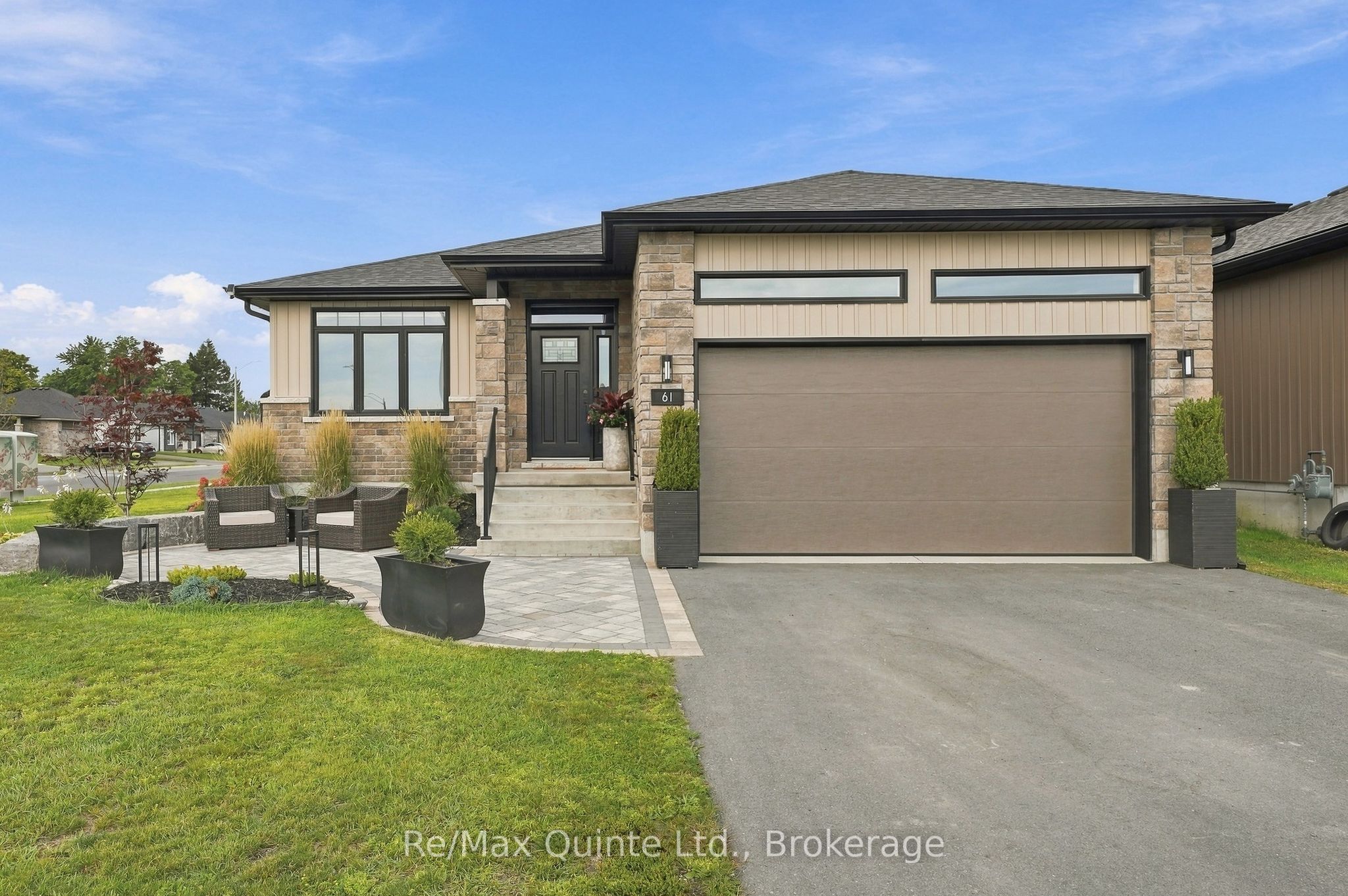 61 Hastings Park Drive Property Photo 1