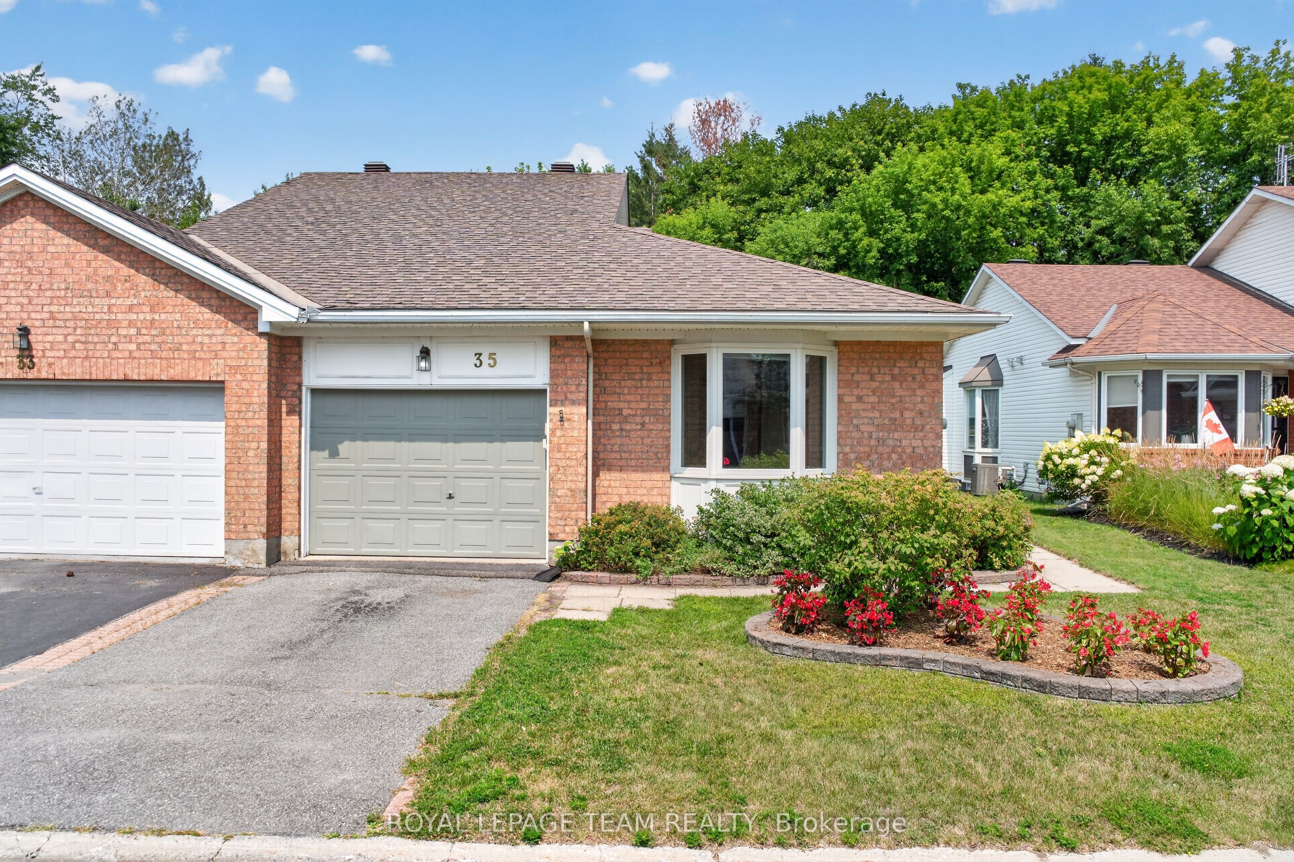 35 Billingham Crescent Property Photo 3