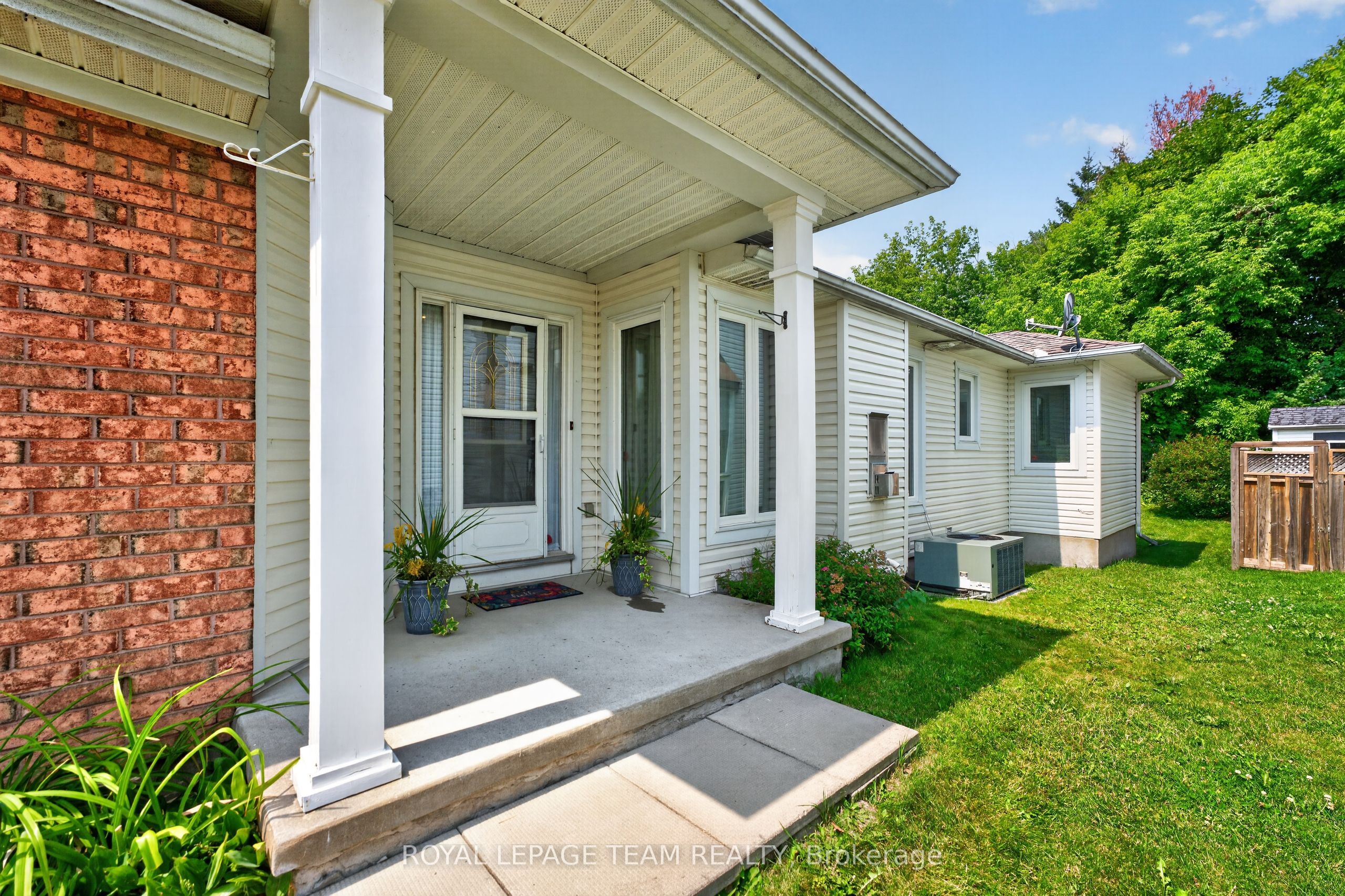 35 Billingham Crescent Property Photo 6