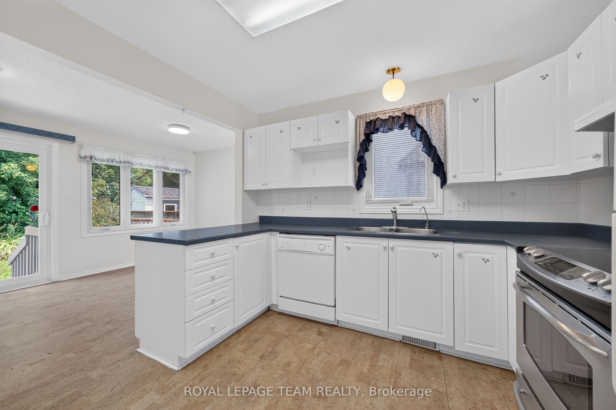 35 Billingham Crescent Property Photo 23