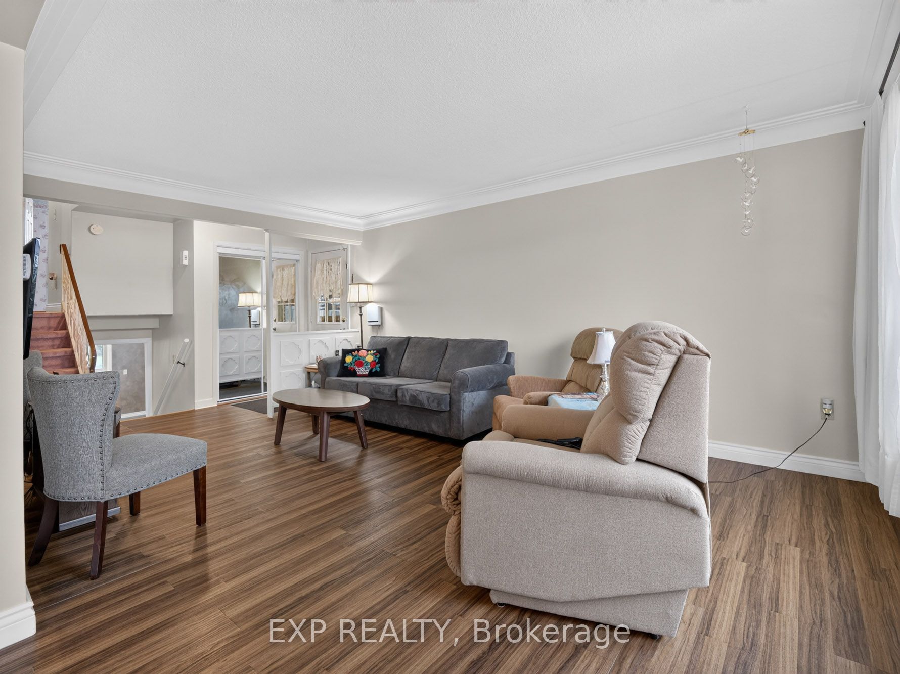 4543 Montrose Road Property Photo 7